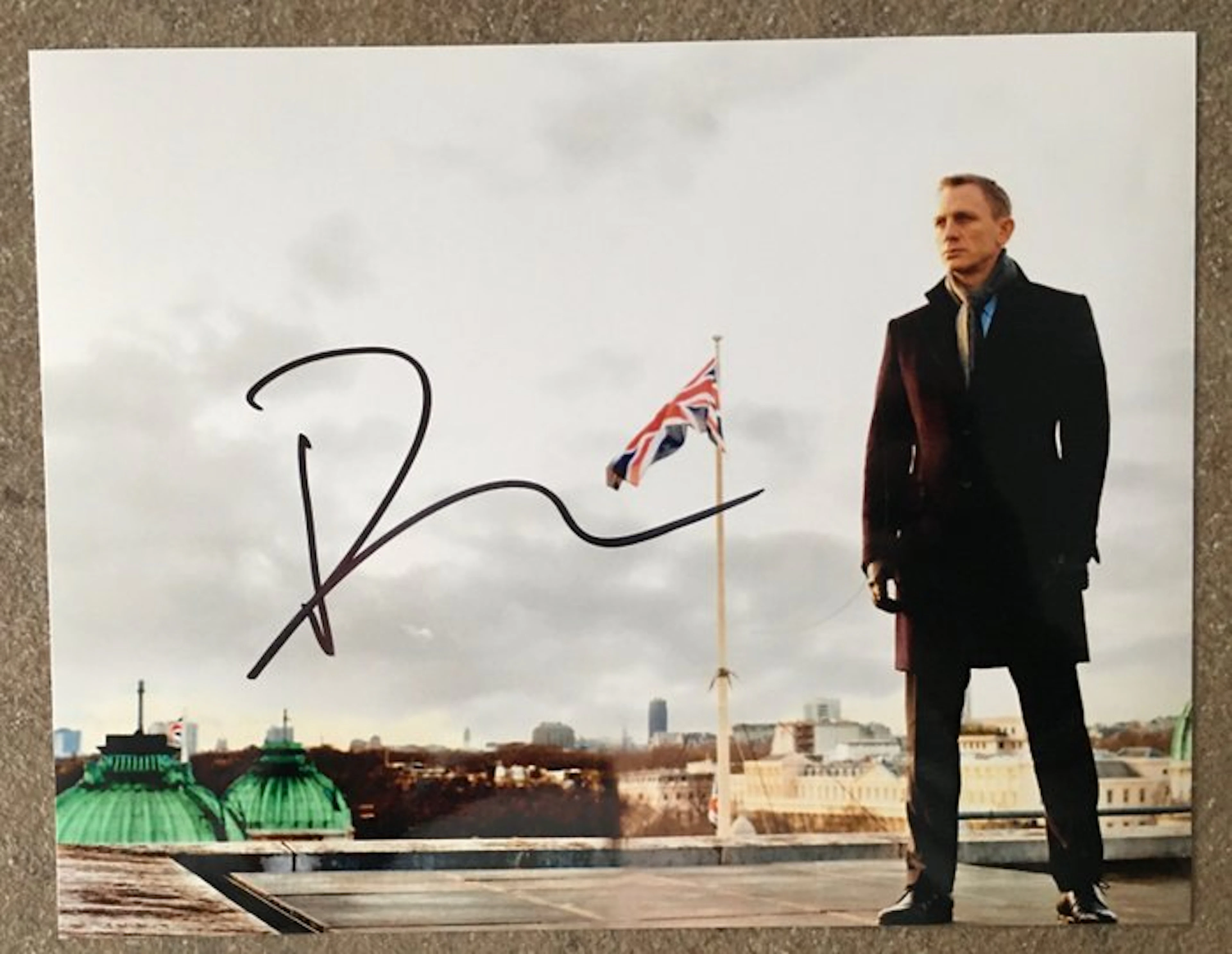 James Bond 007: Skyfall - Daniel Craig - - Movie prop