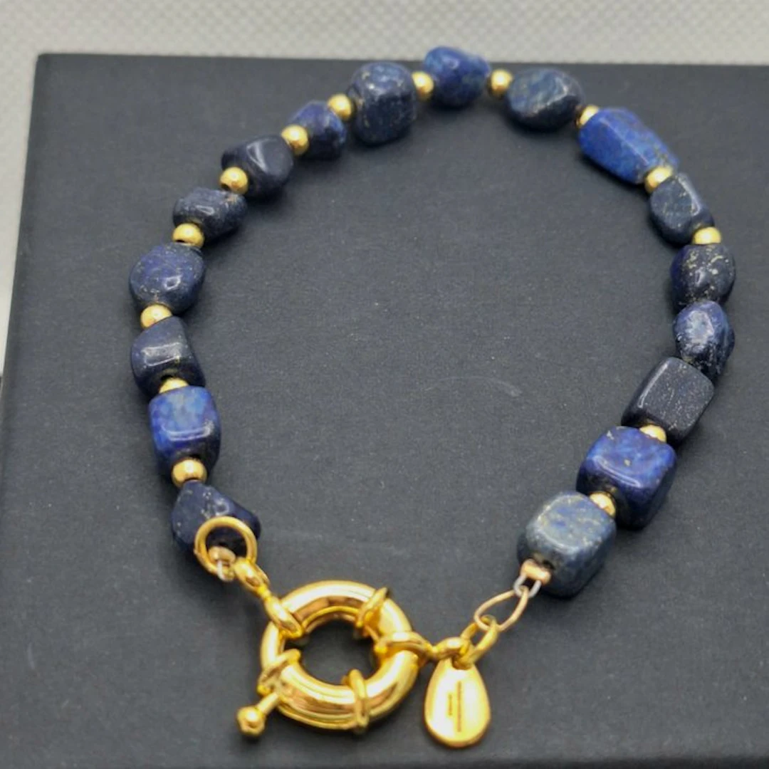 Natural stone. Lapis lazuli. - Bracelet