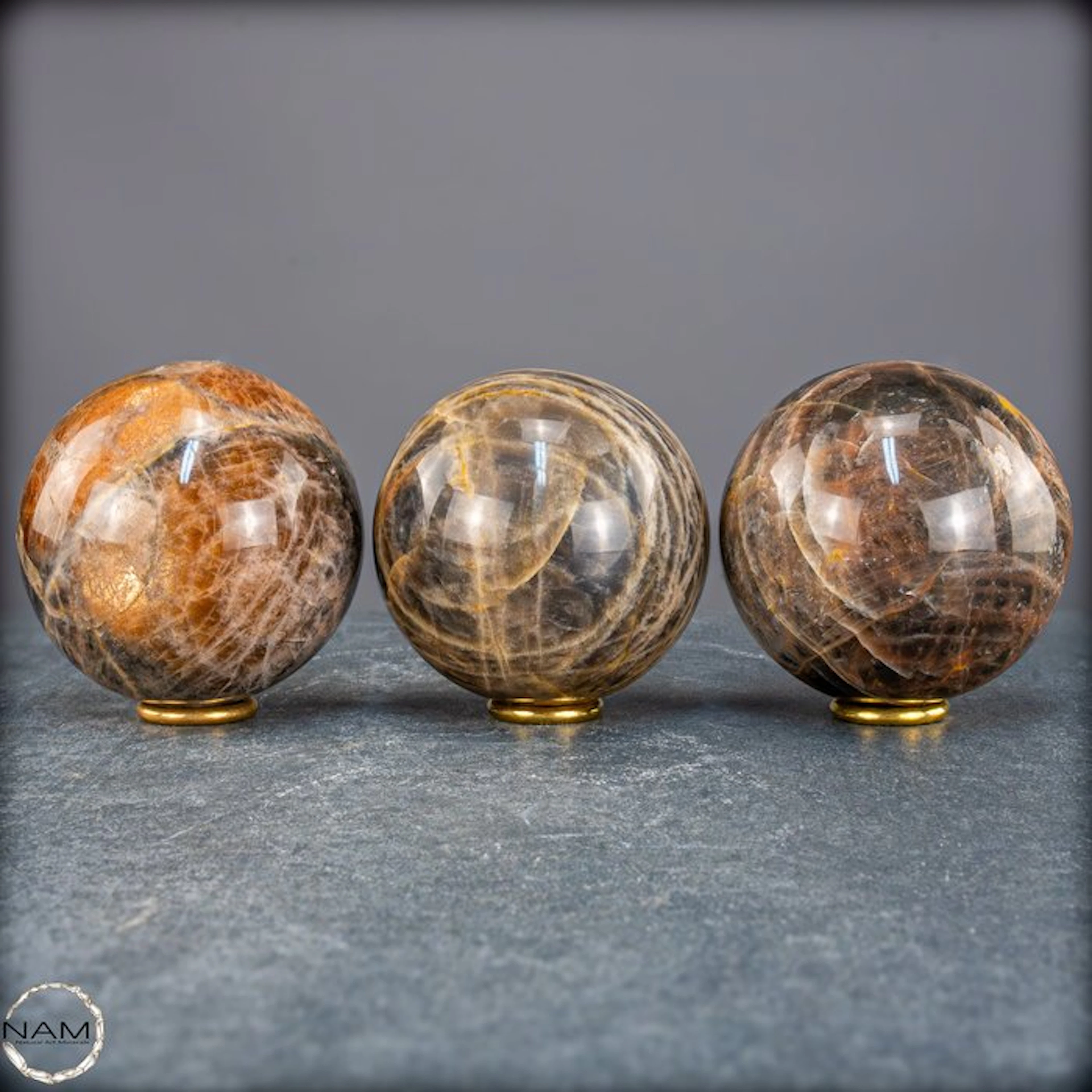 Mondstein Kugel-Set – Ein himmlisches Farbenspiel aus...