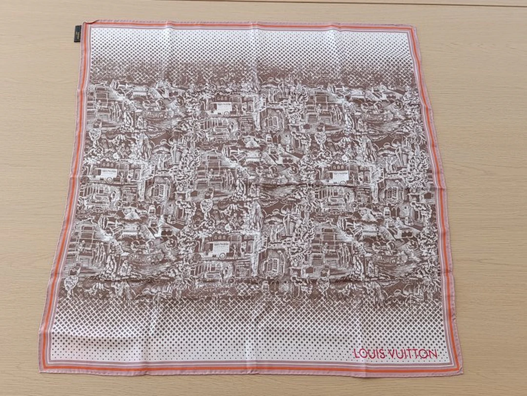 Louis Vuitton - Foulard