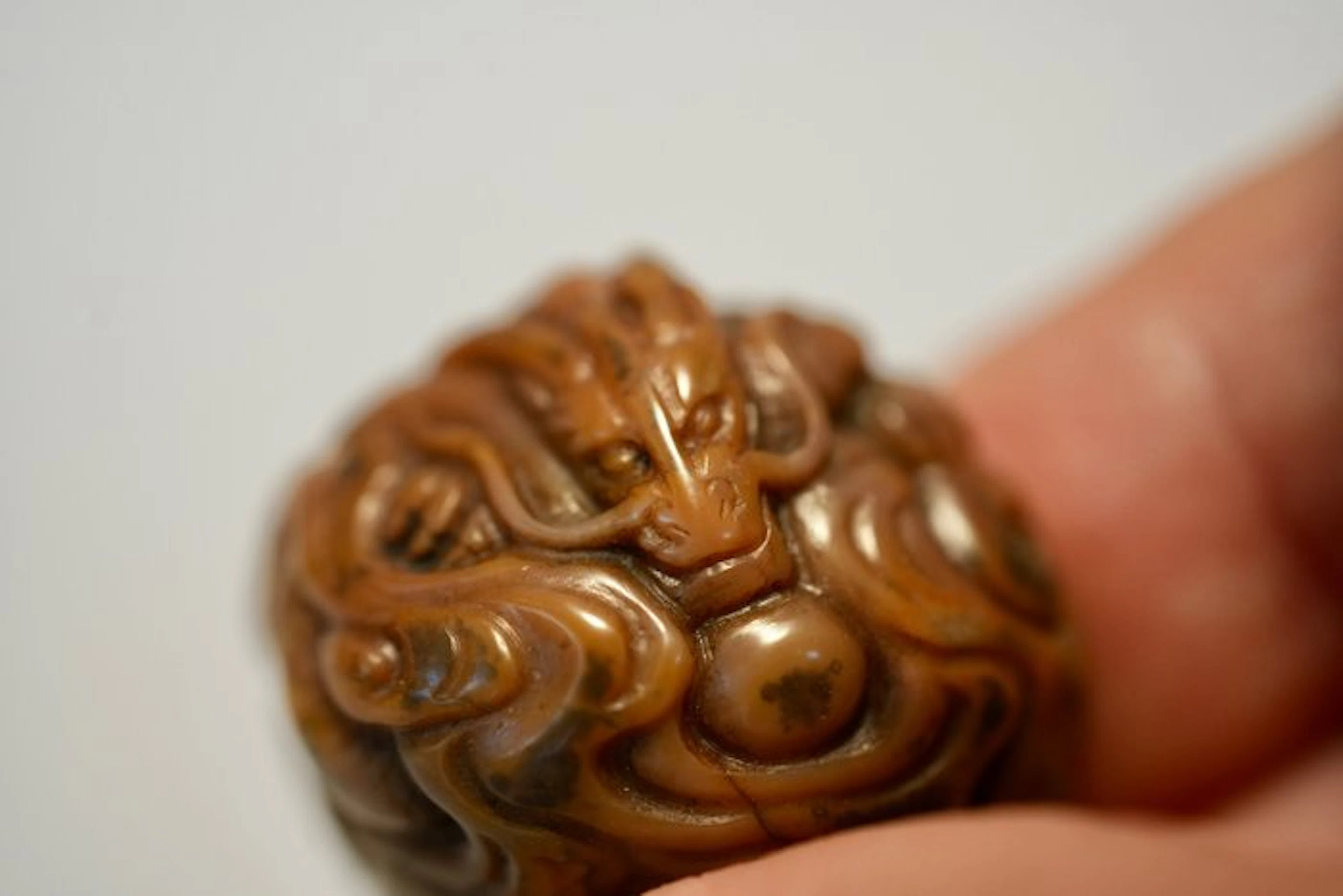 Stone Seal Carved with Dragons and Clouds