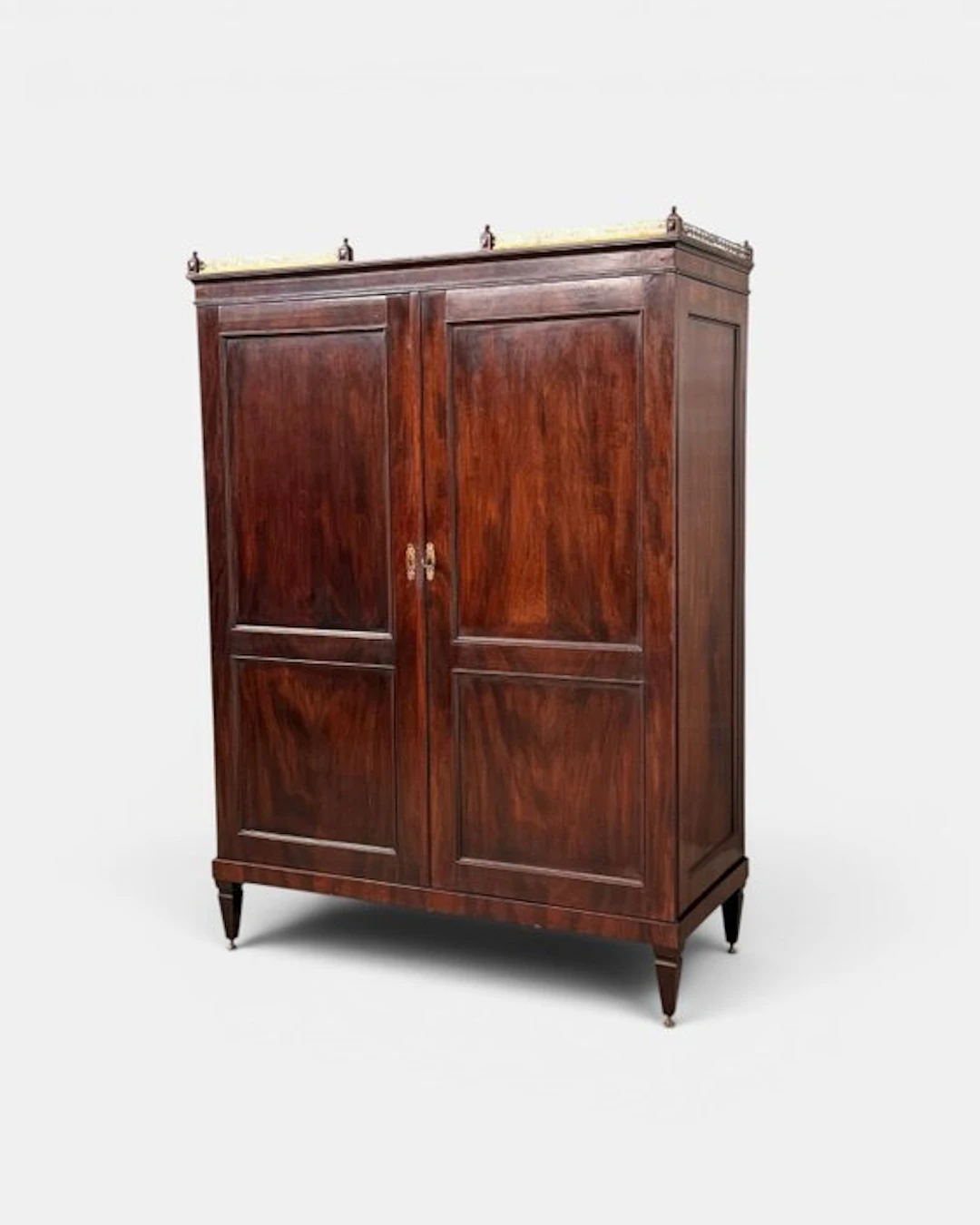 Wardrobe - Linen closet
