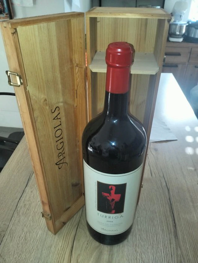 2006 Argiolas, Turriga - italy, Sardinia IGT - 1 McKenzie (5.0L)