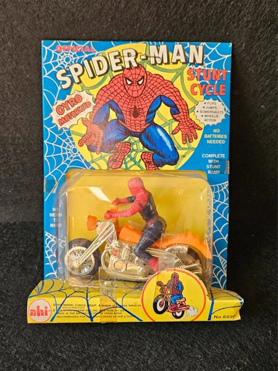 Spider-Man - Ahi Marvel Comics Spider-Man Stunt Cycle...