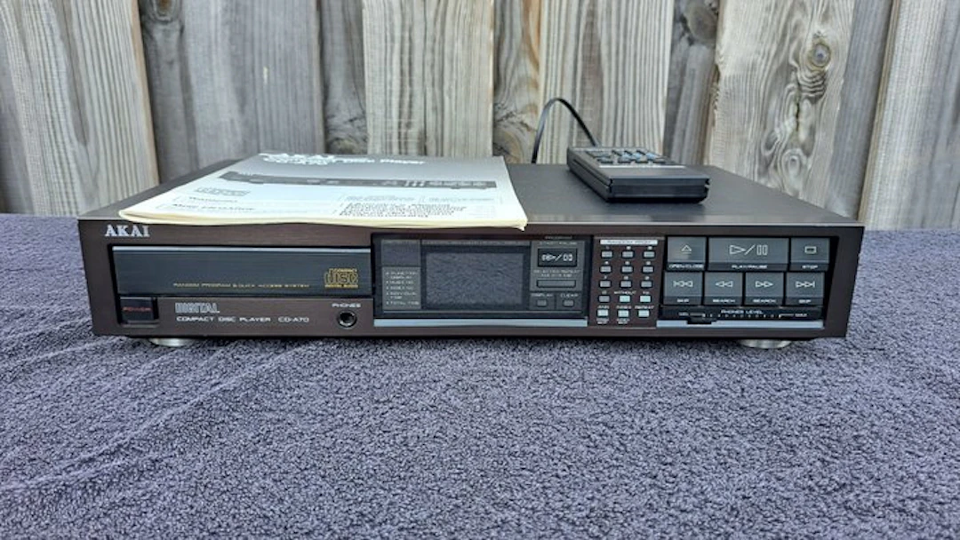 Akai - CD-A70 CD player