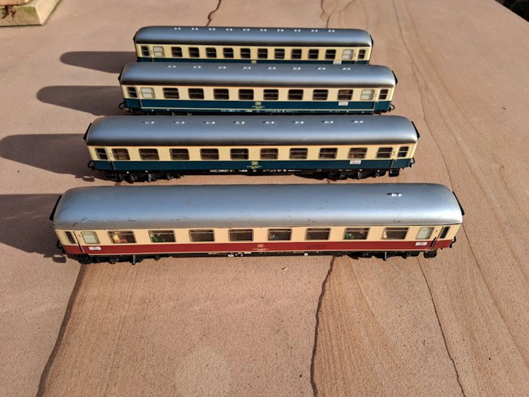 Märklin H0 - 4085/4111/4112 - Model train passenger carriage (4) - 4 TEE cars
