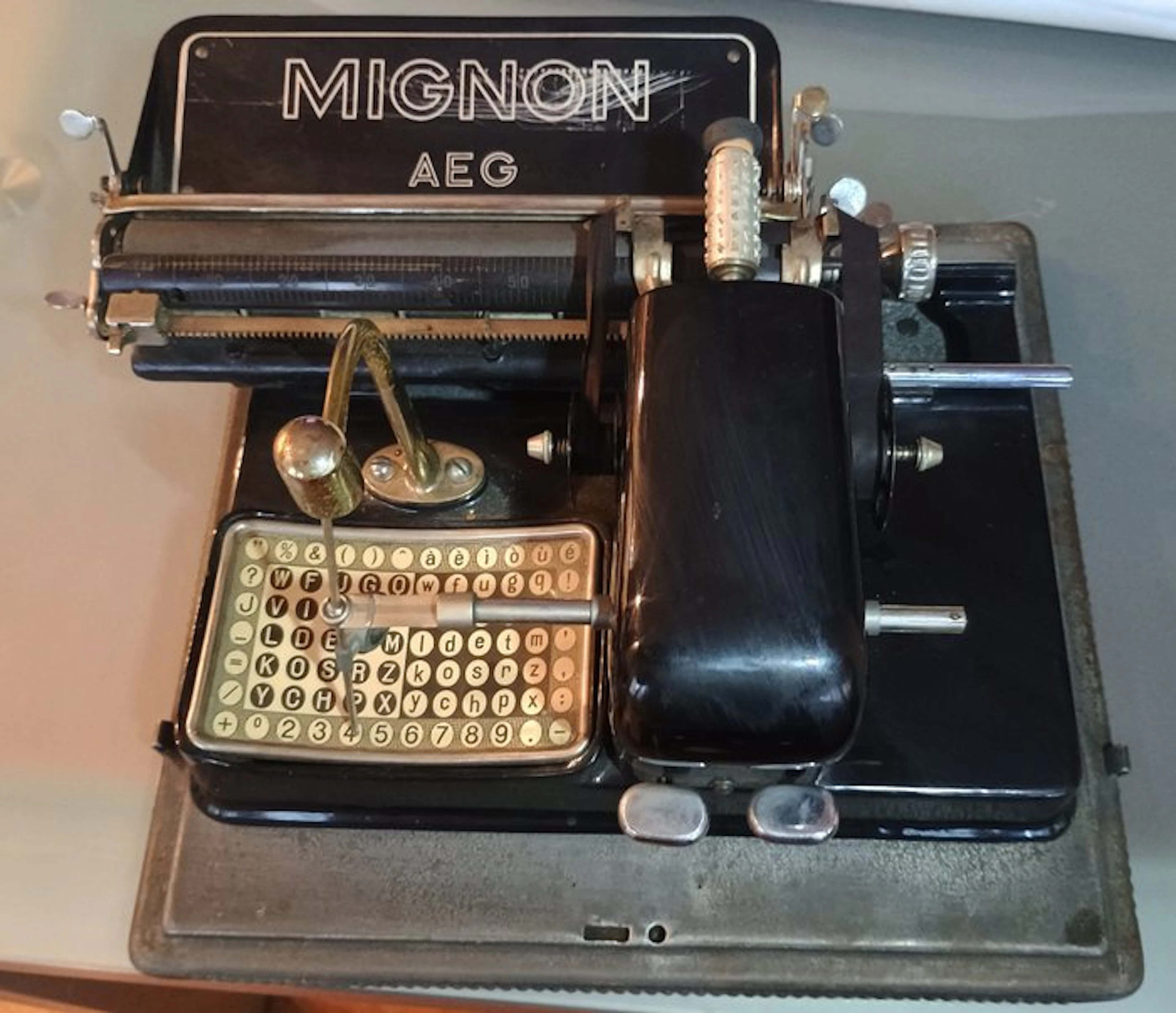 Allgemeine Elektricitäts-Gesellschaft (AEG) - Mignon 3 - Typewriter - 1910-1920