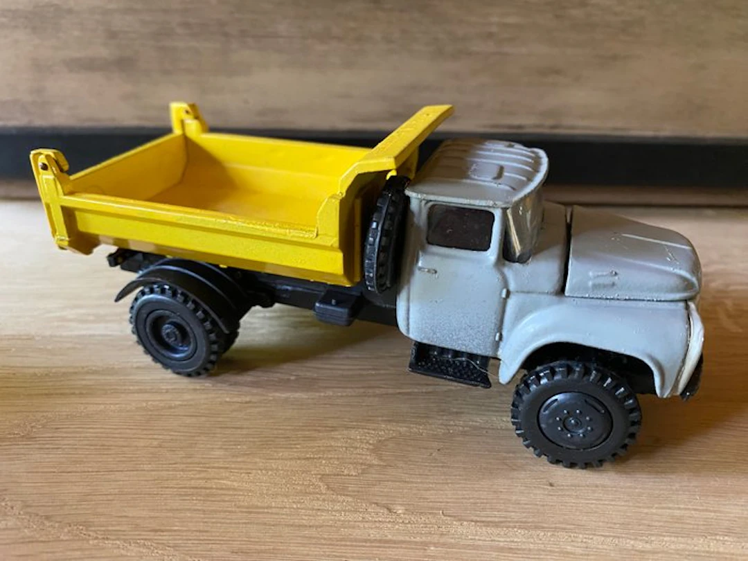 ЗиЛ 1:43 - Model car - ZIL-MMZ-4505