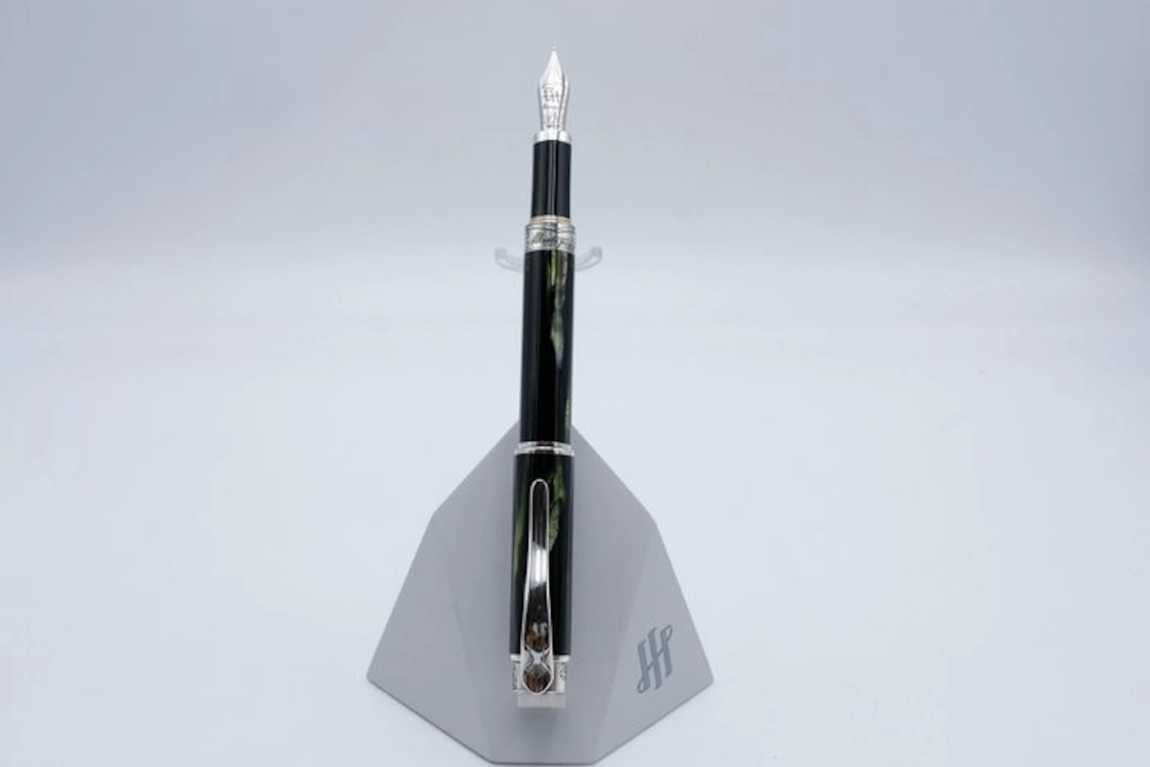 Montegrappa - Hemingway: The Soldier - (ISICH_SD) - Fountain pen