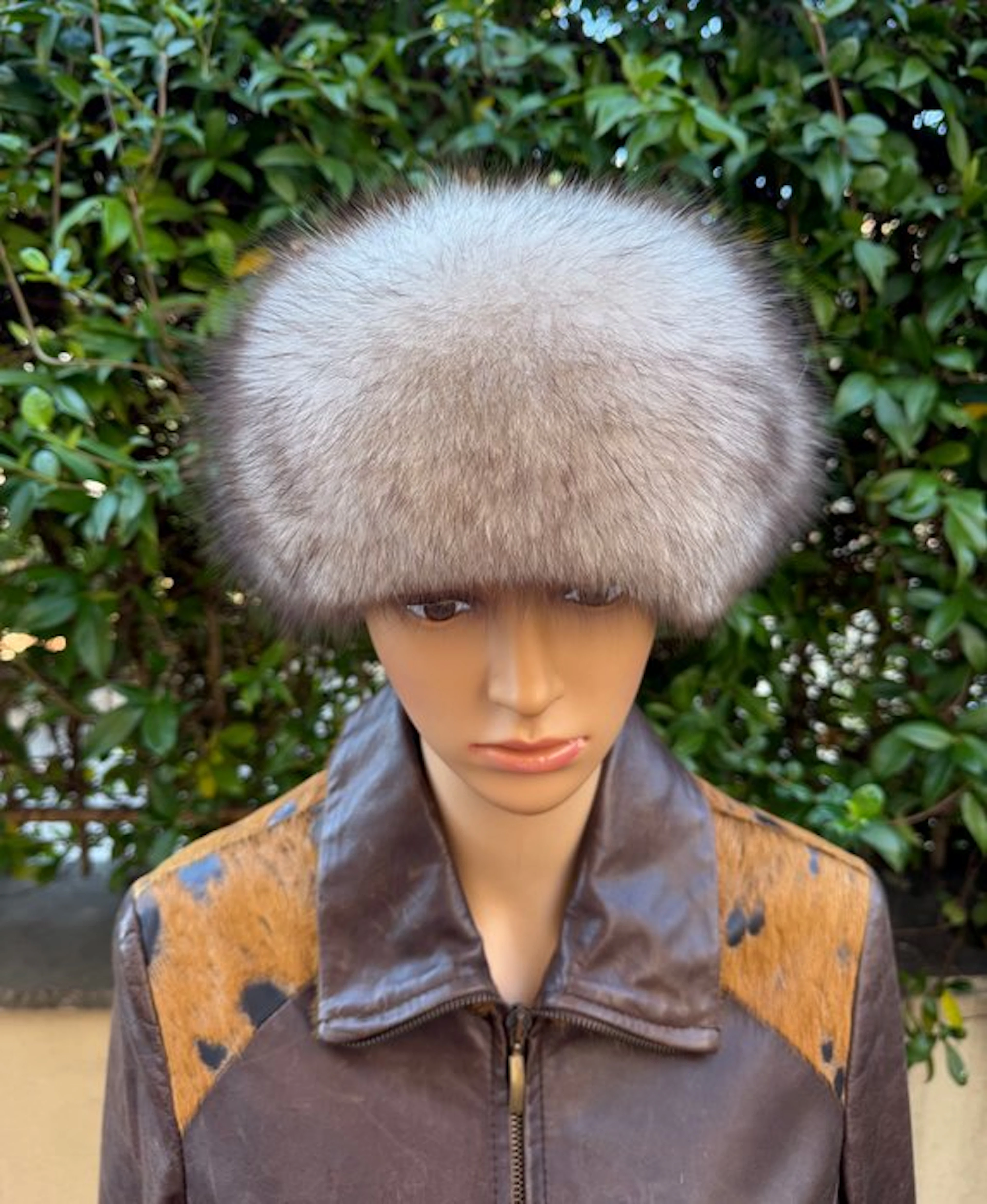 Artisan Furrier - Hat (1) - Fox