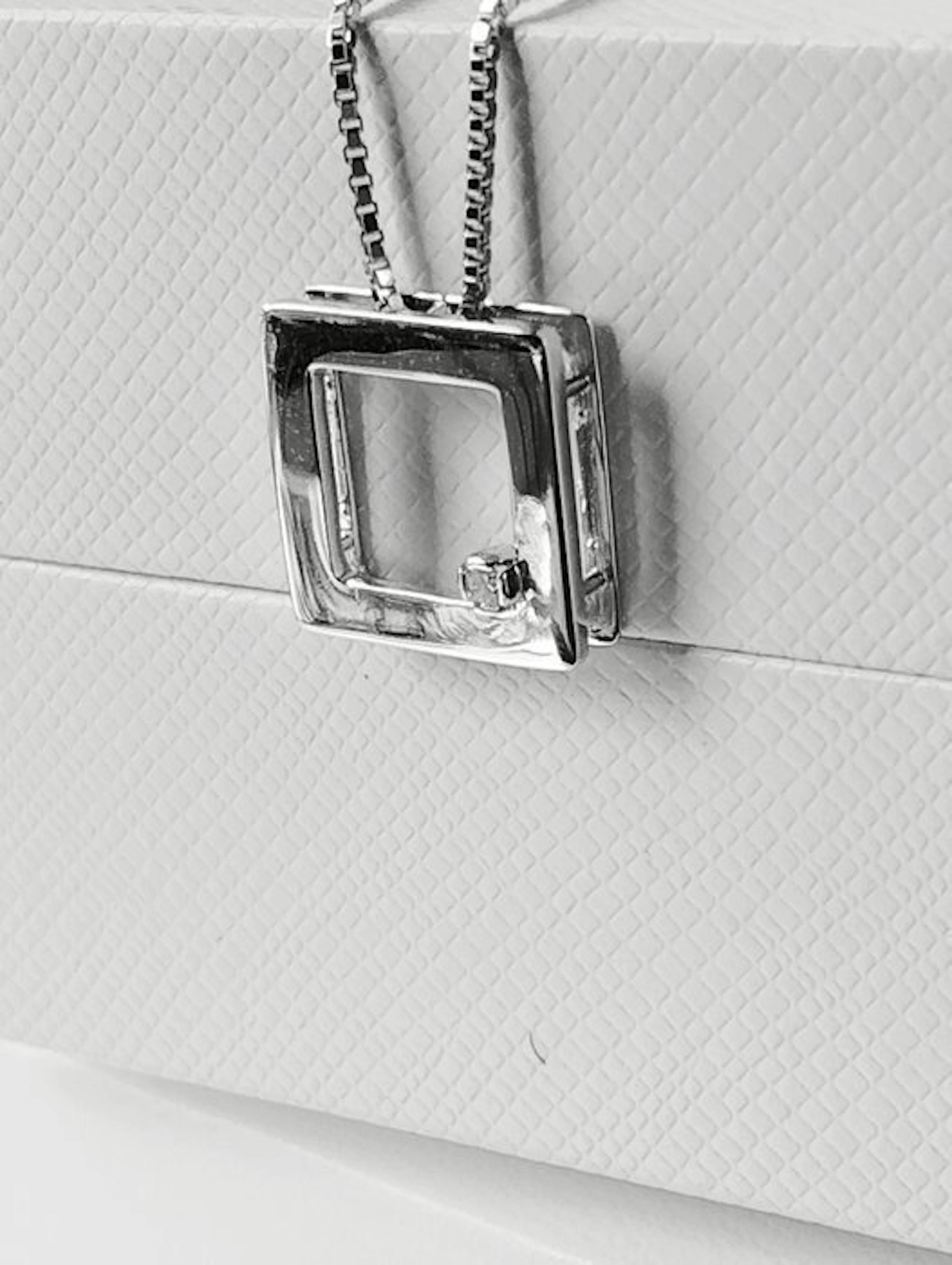 No reserve price - 2 piece jewellery set Platinum chain...