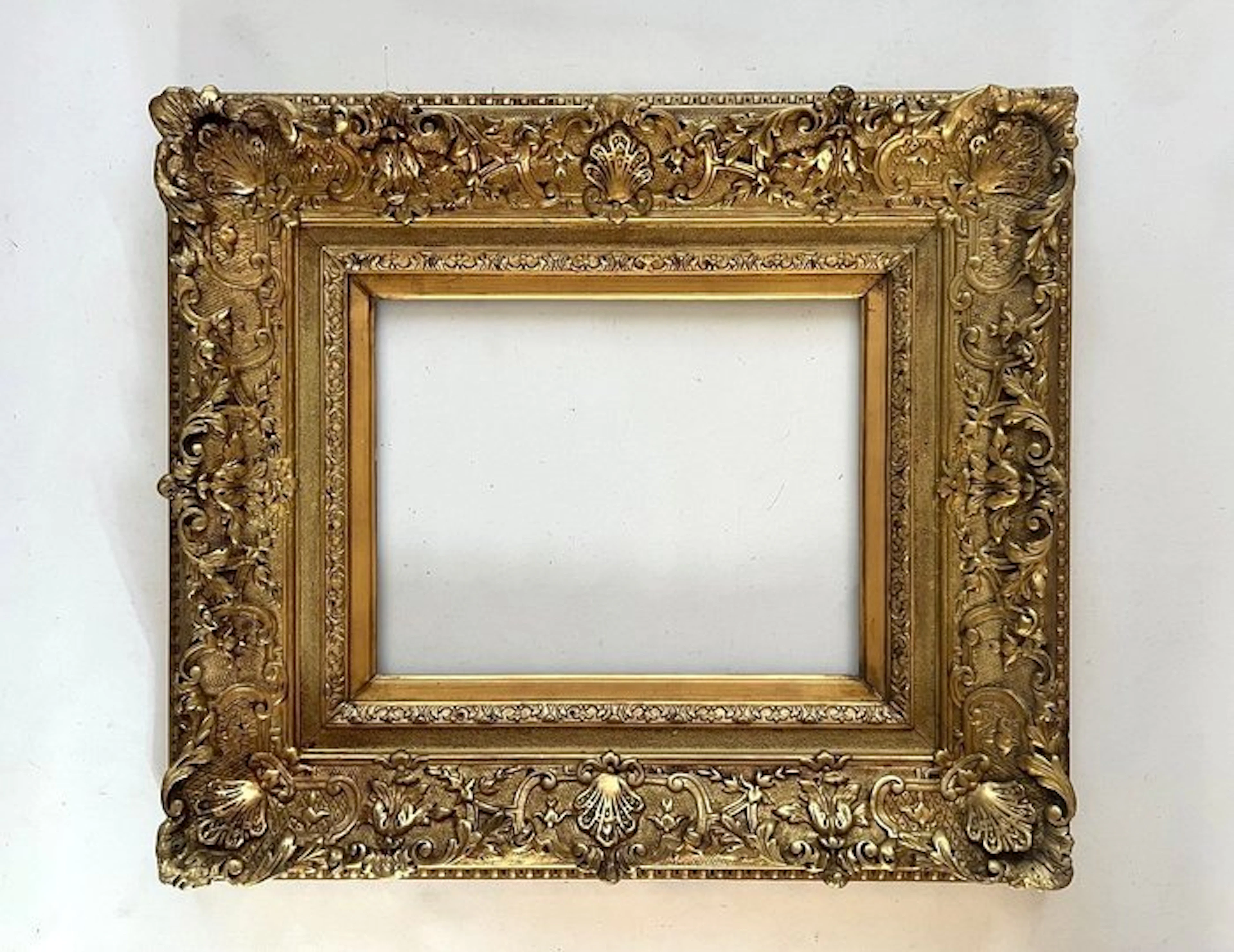 Frame - Gold plated - Rococo