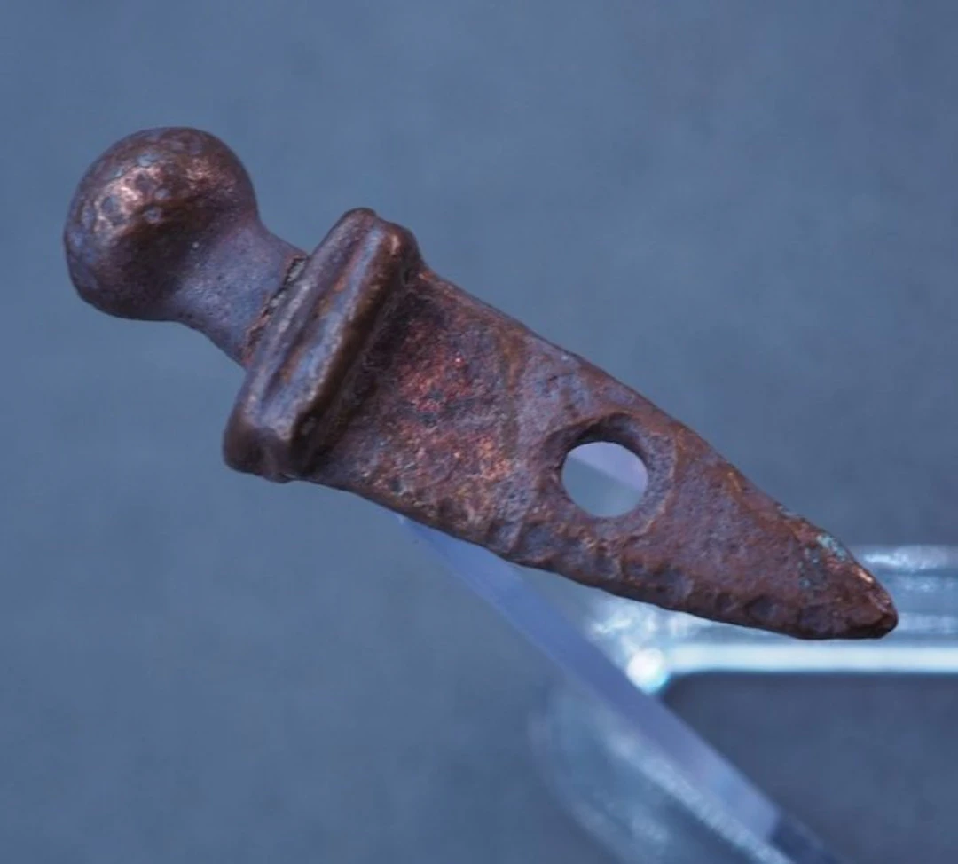 Ancient Roman Bronze legionary pendant gladius amulet - 32 mm (No