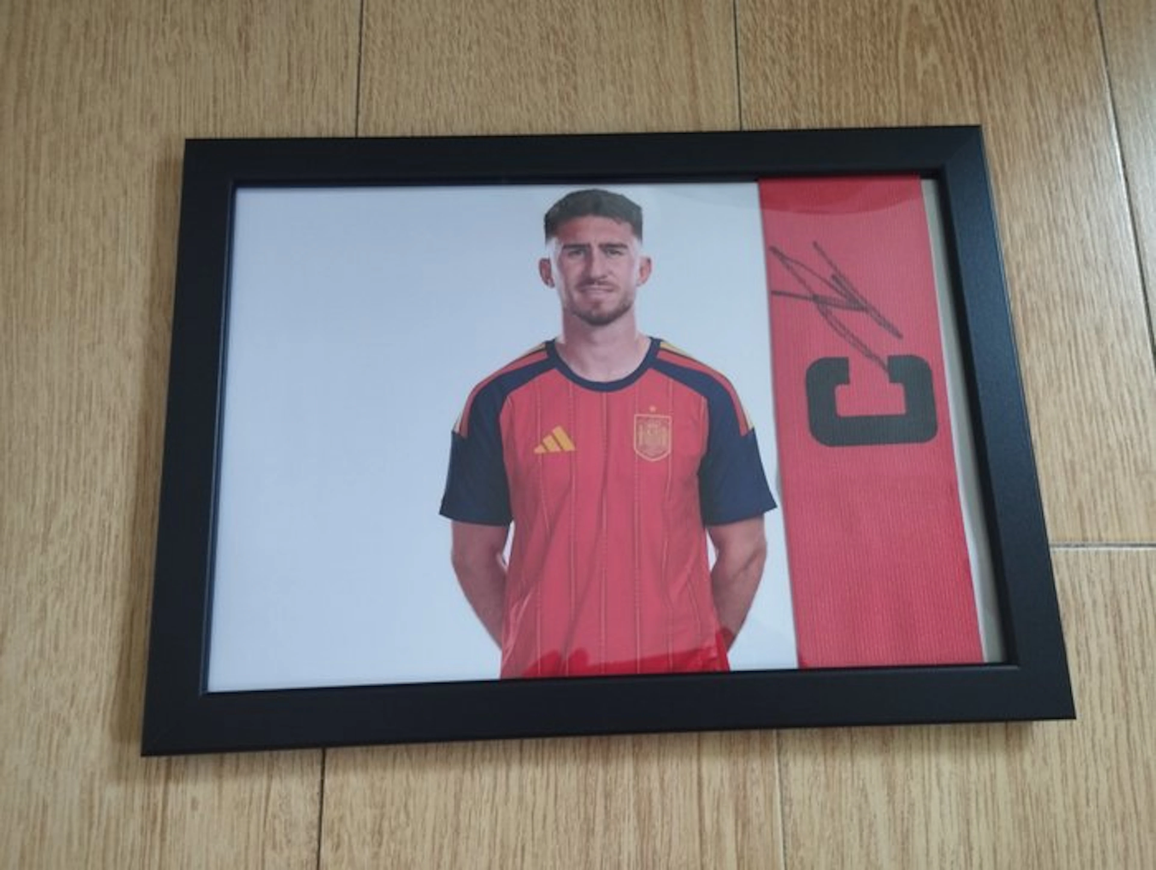 España - Football World Championships - Laporte - Captain's armband