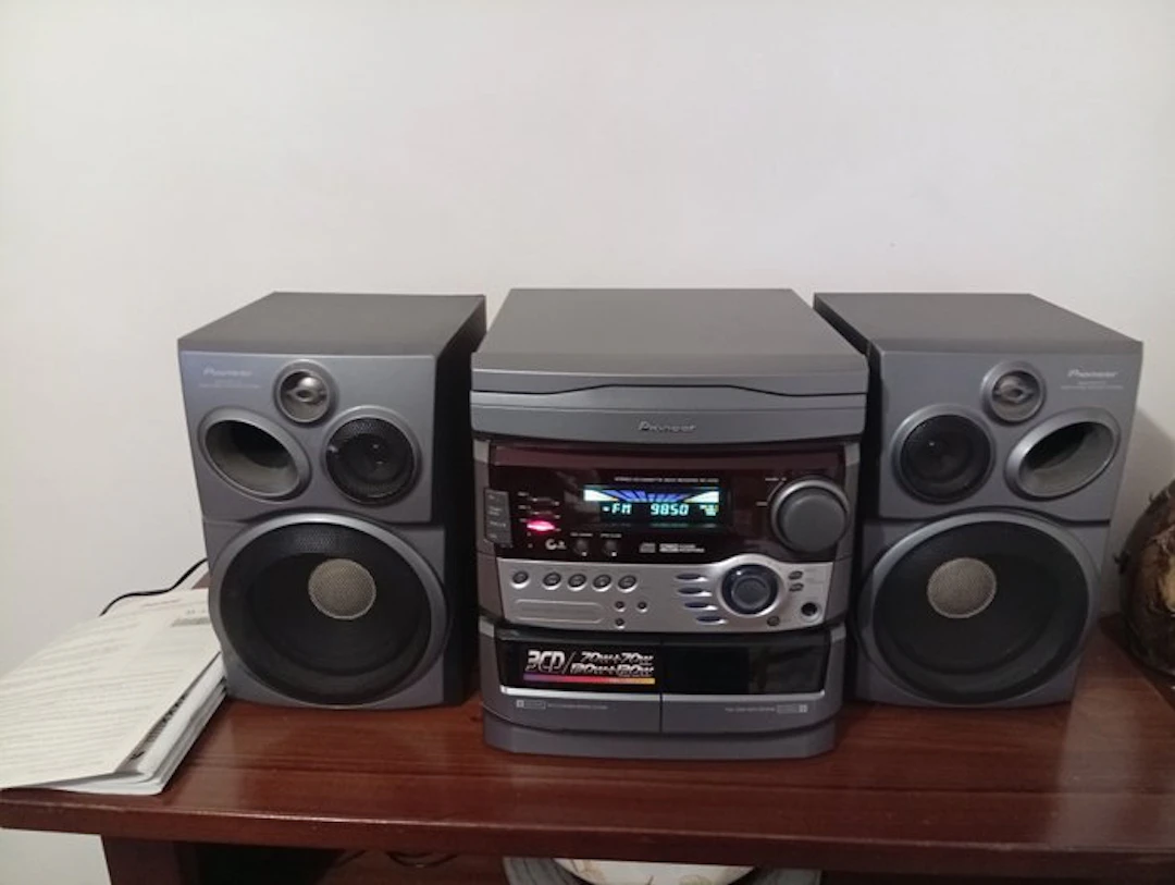 Pioneer - XR-330 All-in-One Compact Stereo set
