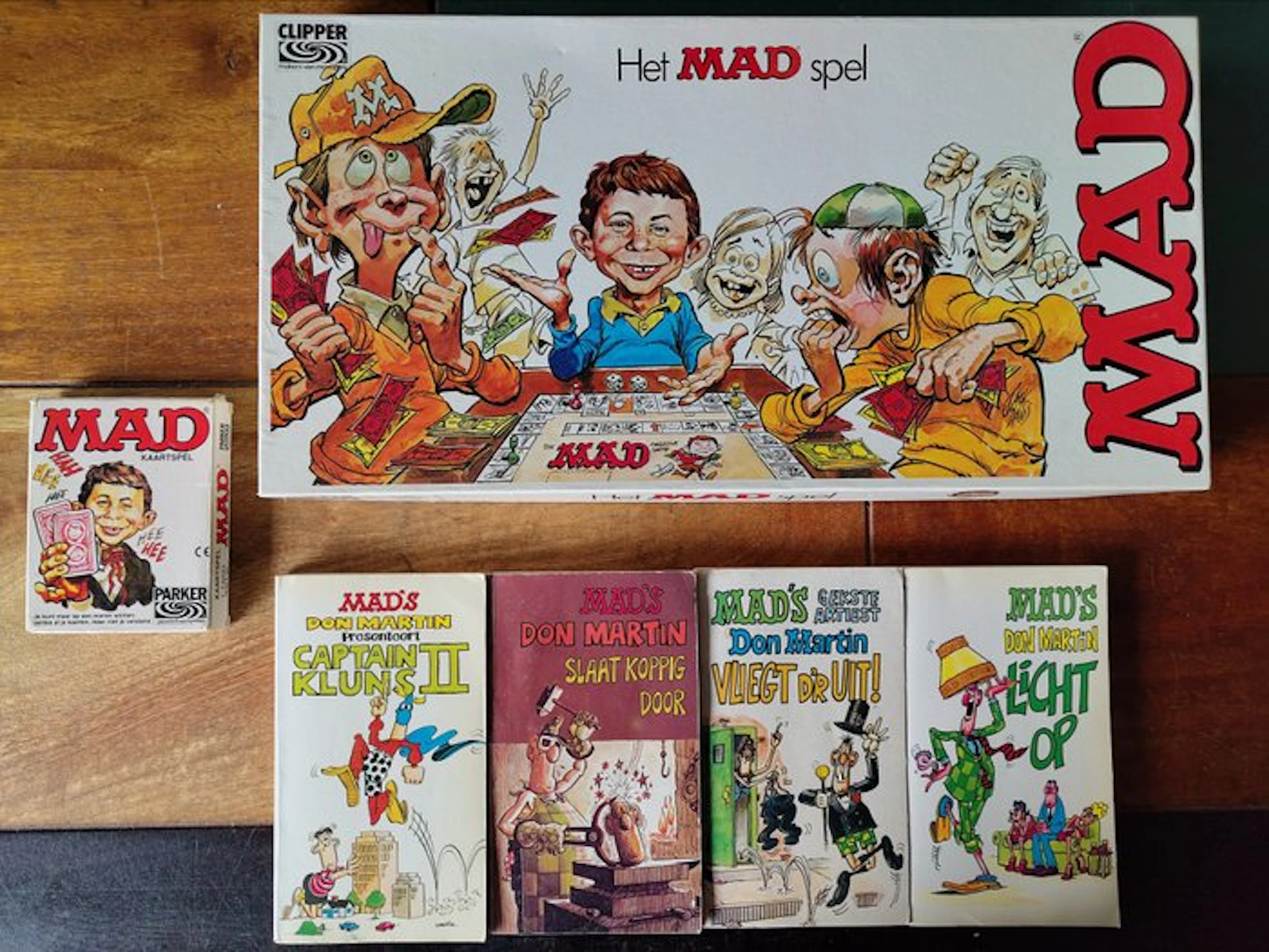 Mad - Board game - Kaartspel + pockets