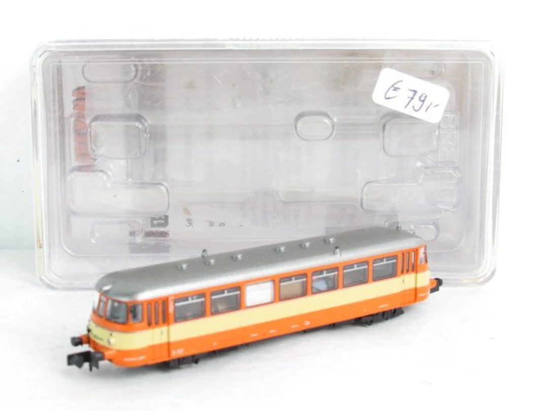 Brekina N - 69102 - Diesel locomotive (1) - With original...