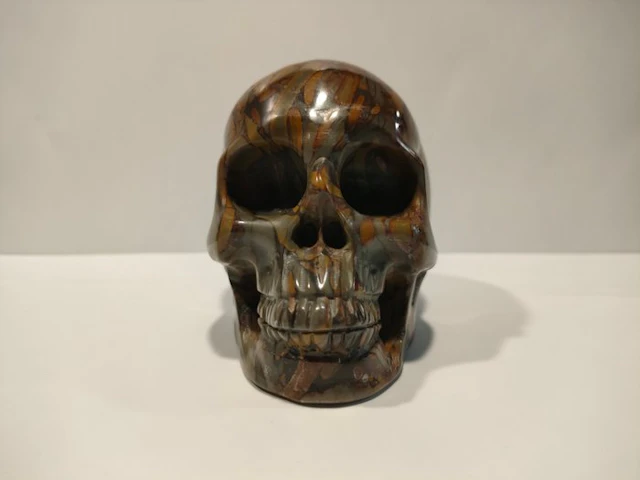 Bamboo Leaf Jasper Skull - Height: 9 cm - Width: 6 cm- 980 g - (1)