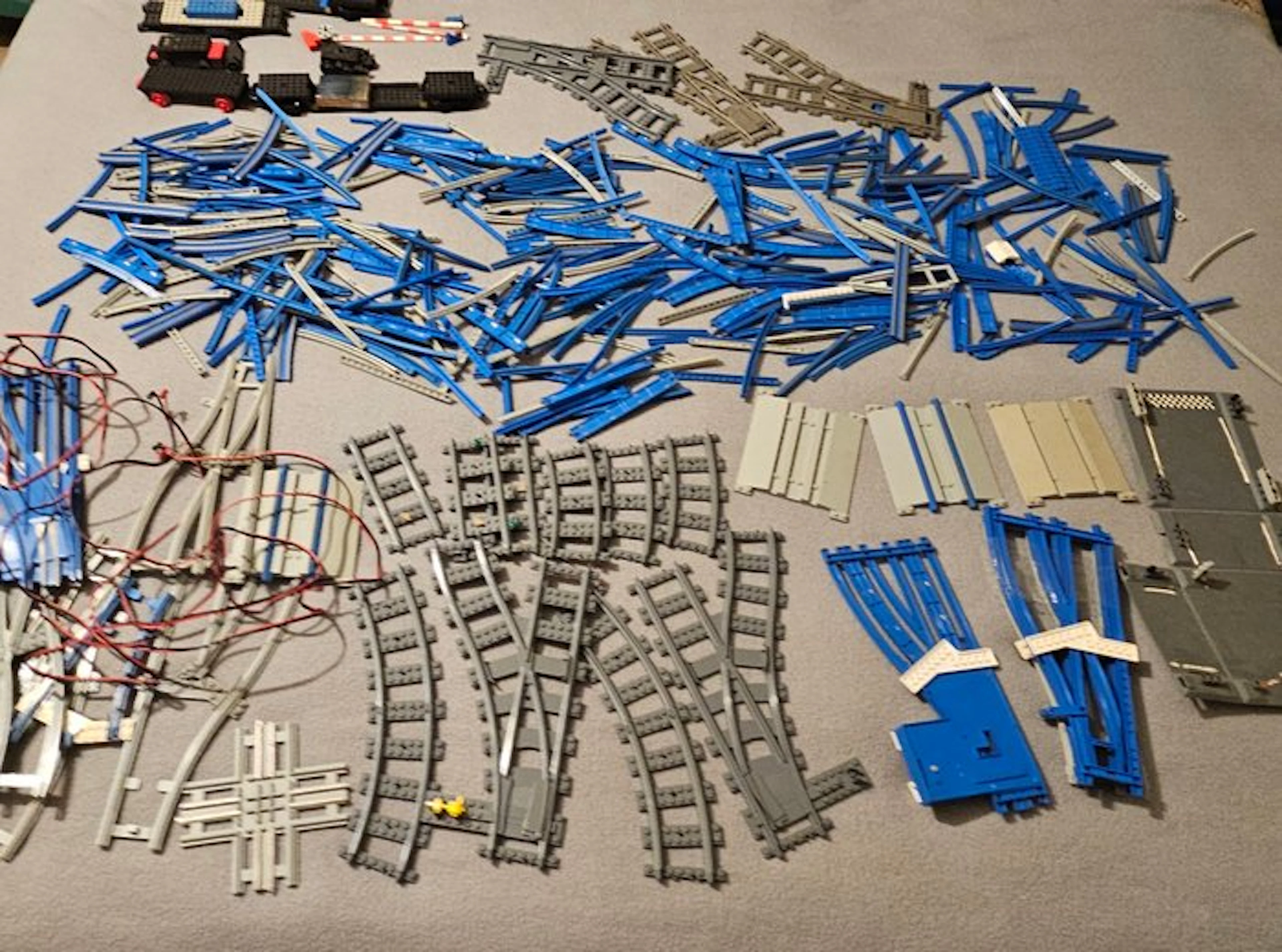 LEGO Pieces - Rails