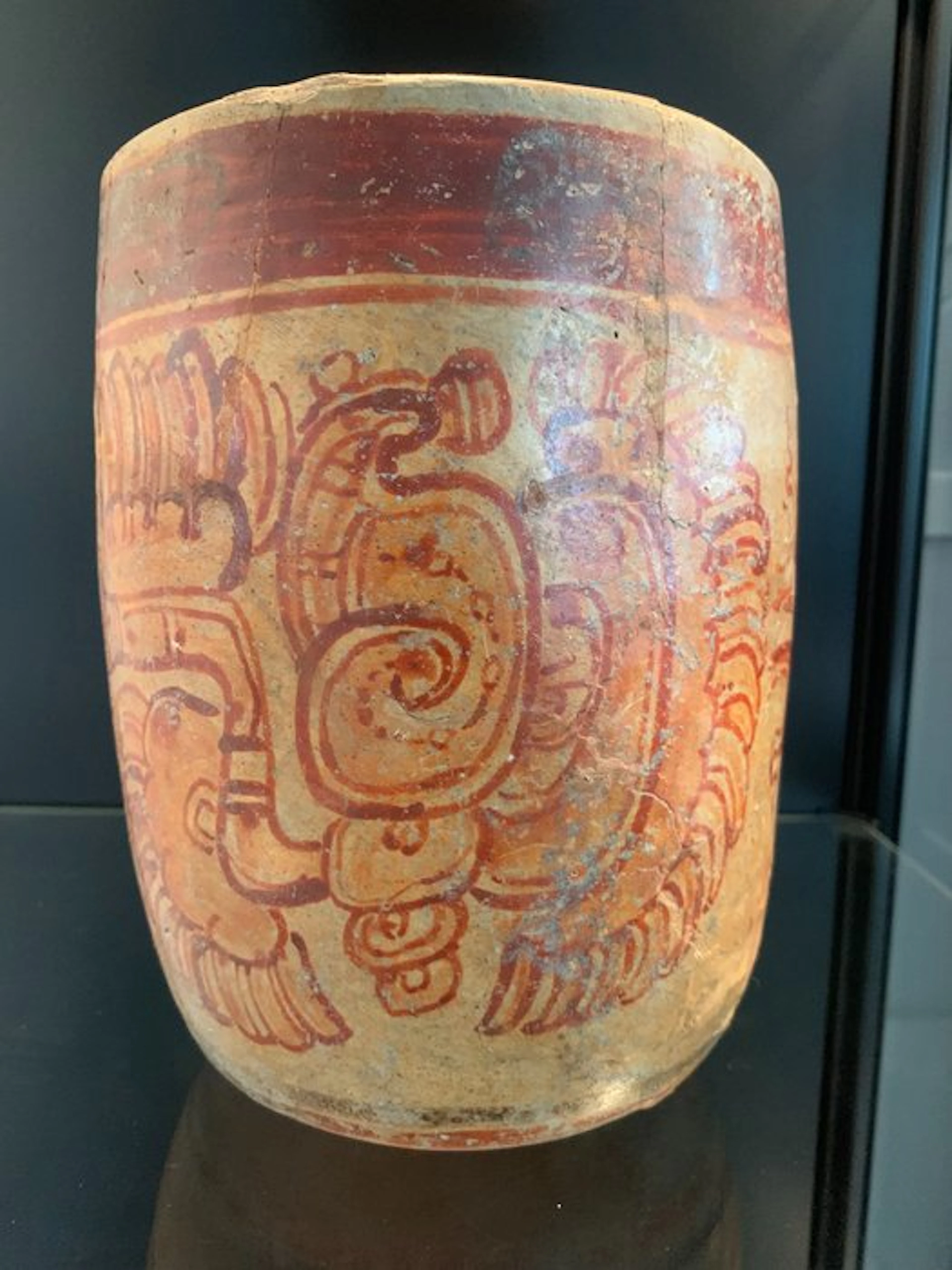 Maya culture Ceramic Mayan Cylinder with rare Feathered...