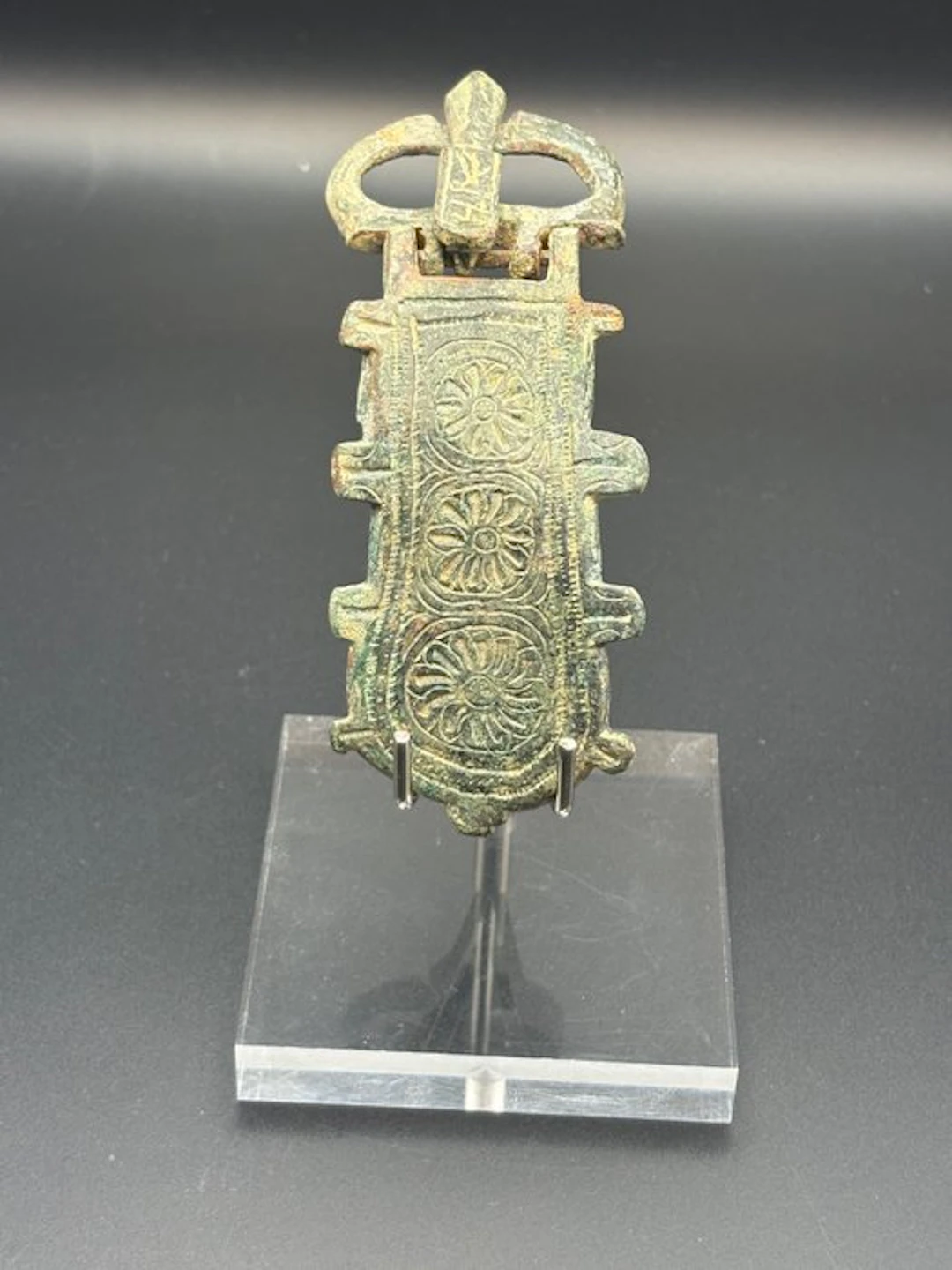 Byzantine Bronze Medieval belt buckle with inlaid geometric decoration. - 43 mm