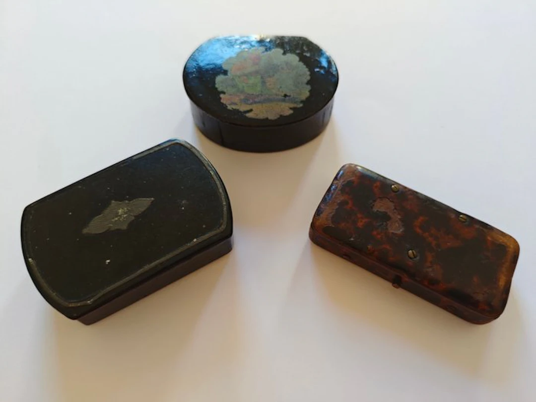 Pillbox (3) - Wood - (1800-1850) - NO RESERVE