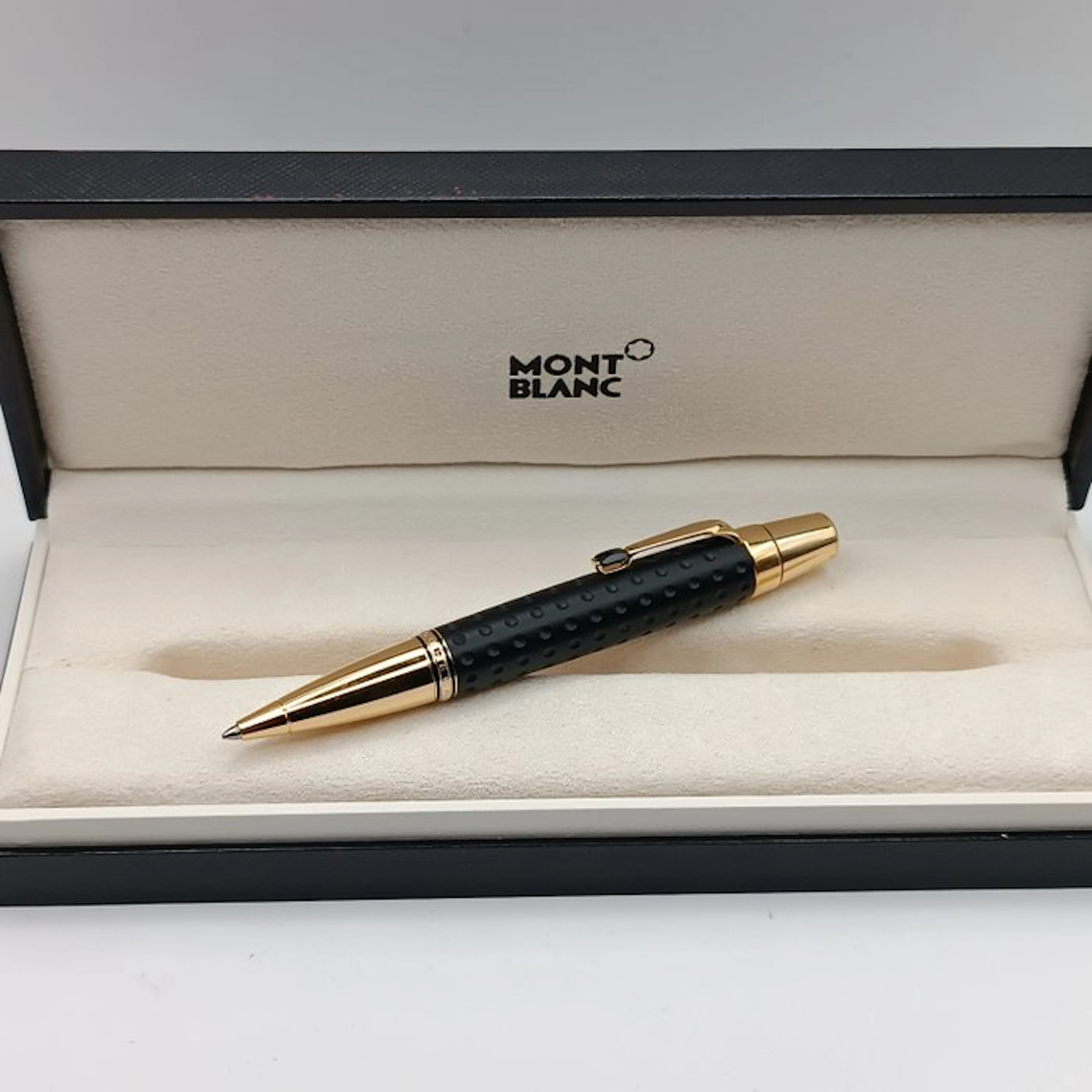 Montblanc - Bohème Doué Gold Plated "Golf Pattern". - Pen