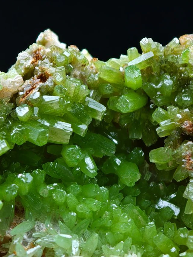 Rare fluorescent green pyromorphite Crystals on matrix...