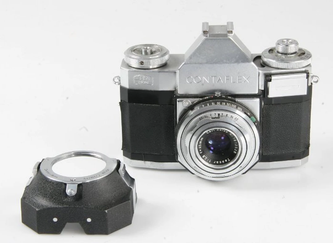 Zeiss Ikon Contaflex II met Tessar 2,8/45mm en...