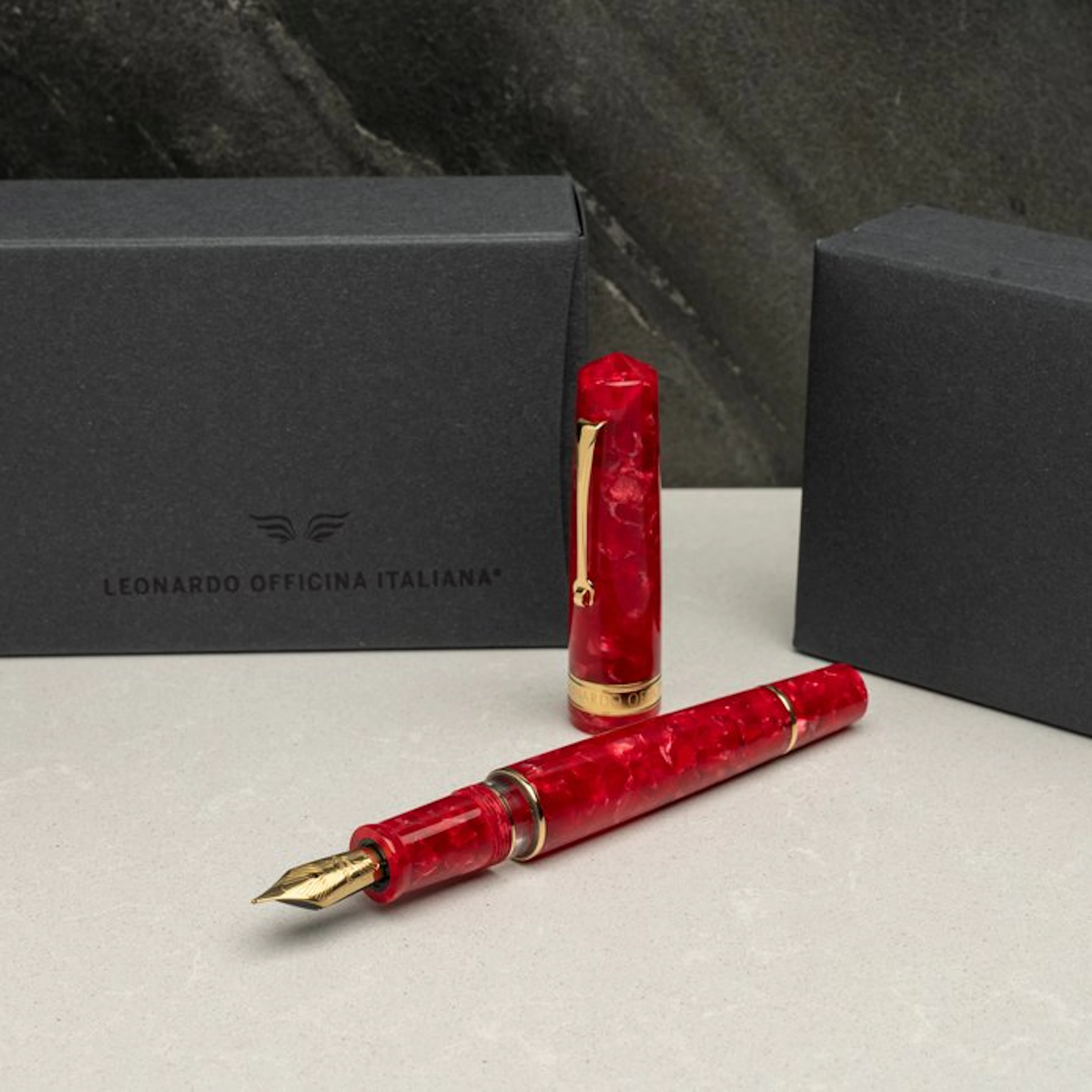 Leonardo Officina Italiana - MZG 2.0 ROSSO PASSIONE...