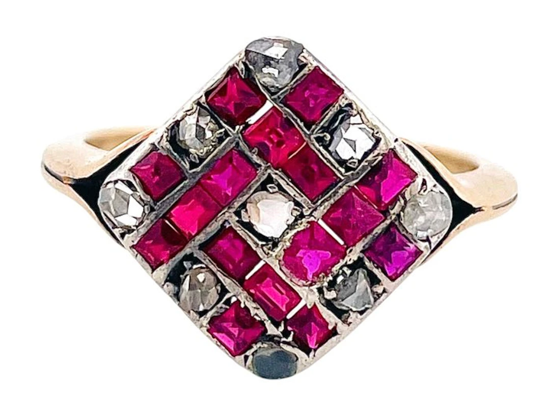 Ring - 18 kt. Yellow gold Ruby - Diamond