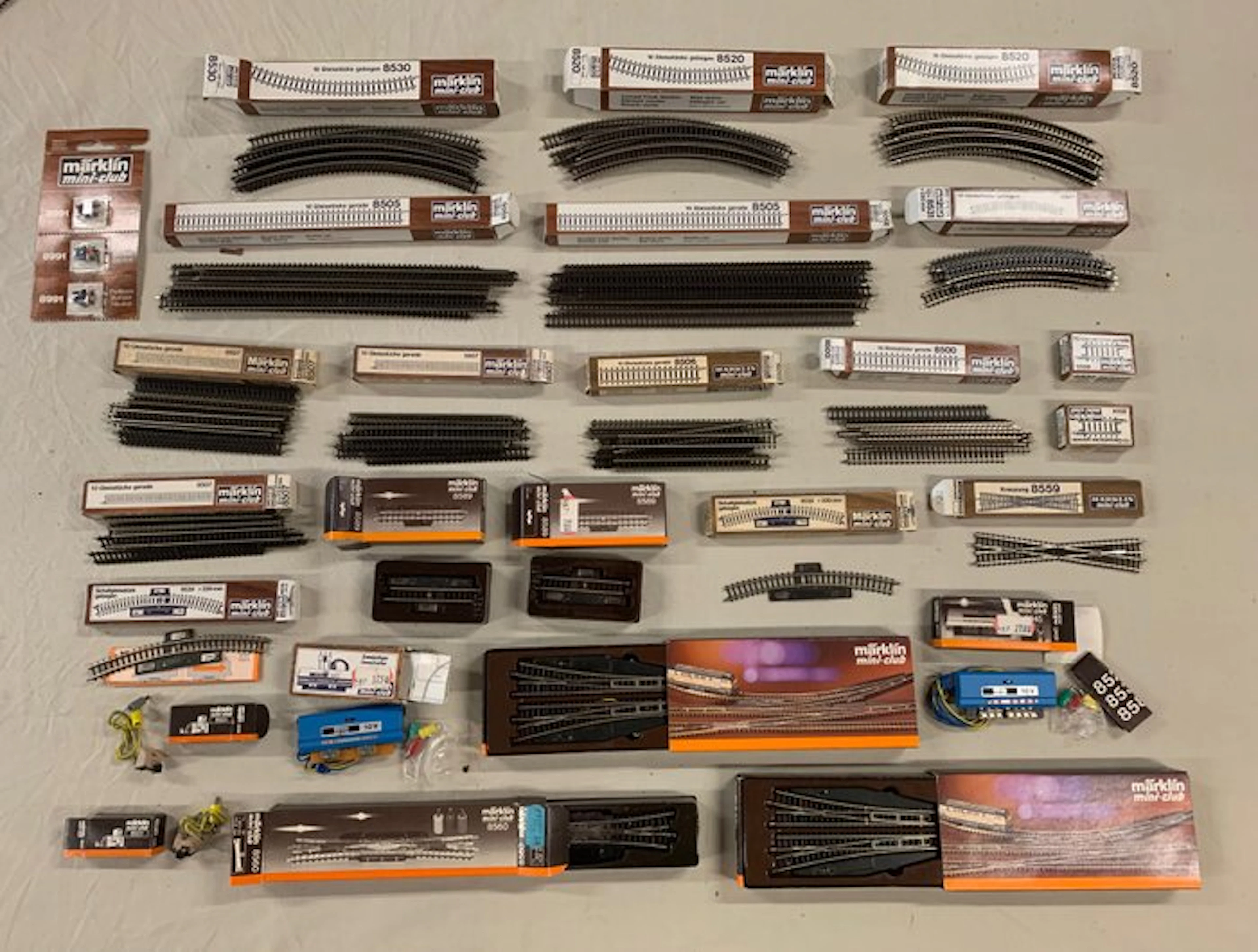 Märklin Z - Model train tracks (29)