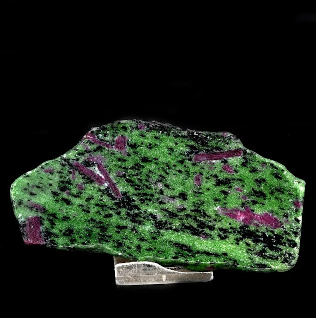 Wonderful finely detailed Ruby and Zoisite or Anyolite...