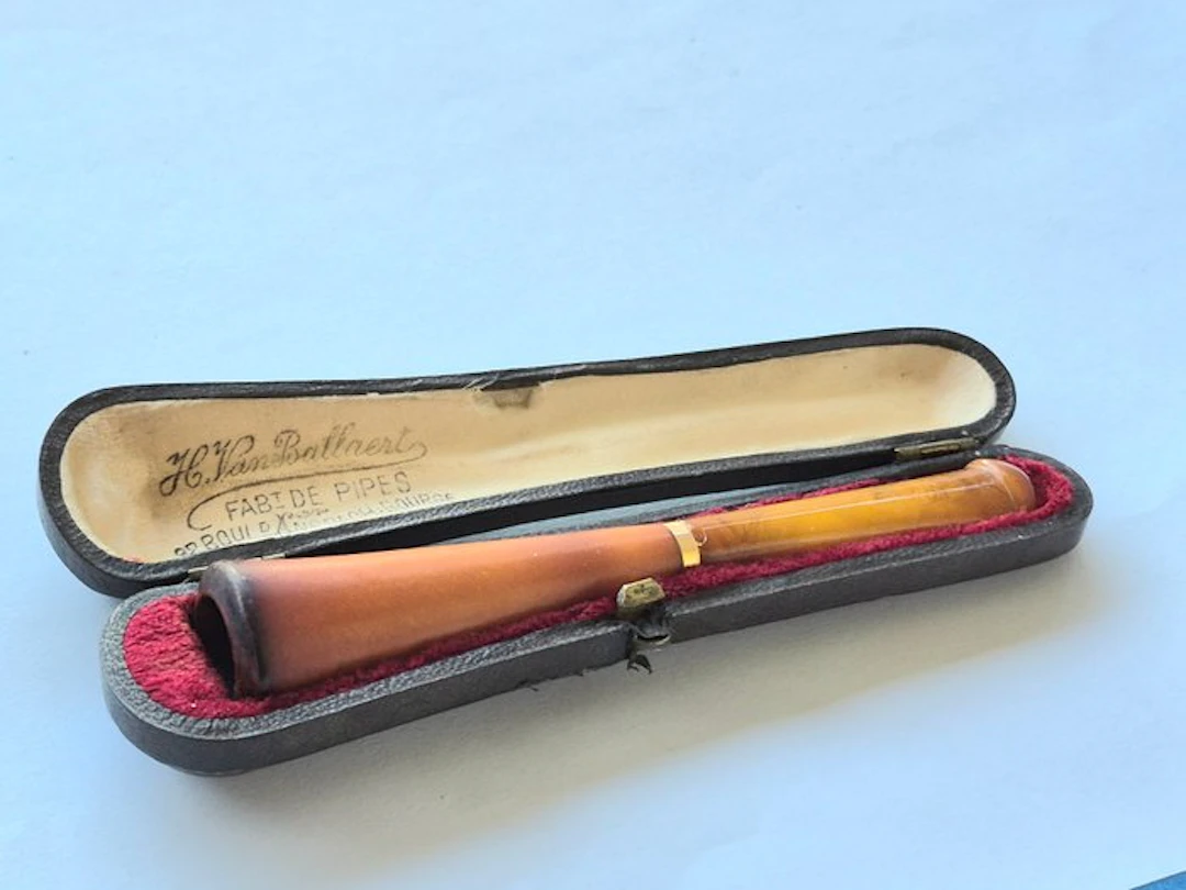 H. Van Ballaert - No reserve price - Cigarette holder - Amber