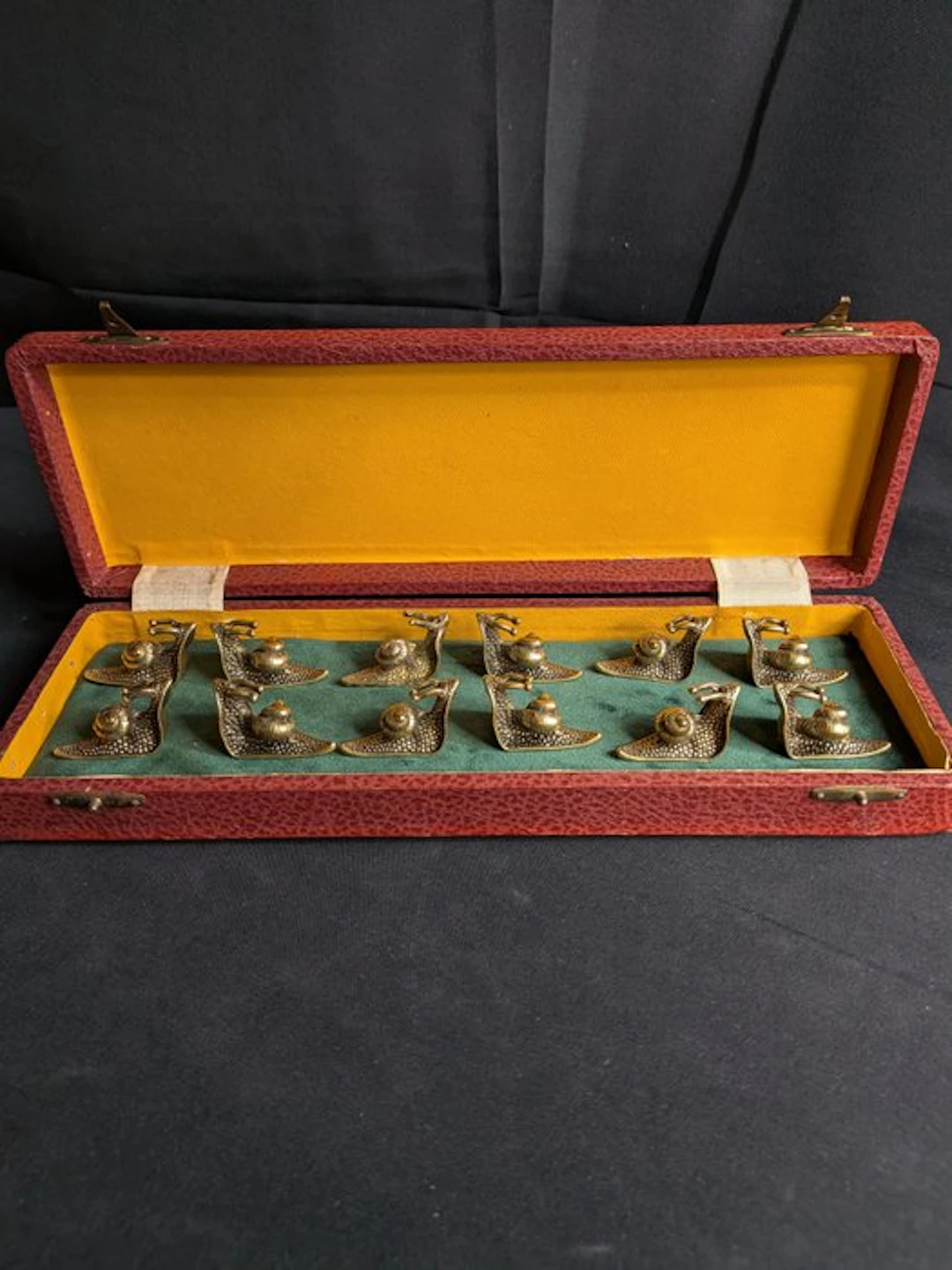 Knife rest (12) - escargots - Brass