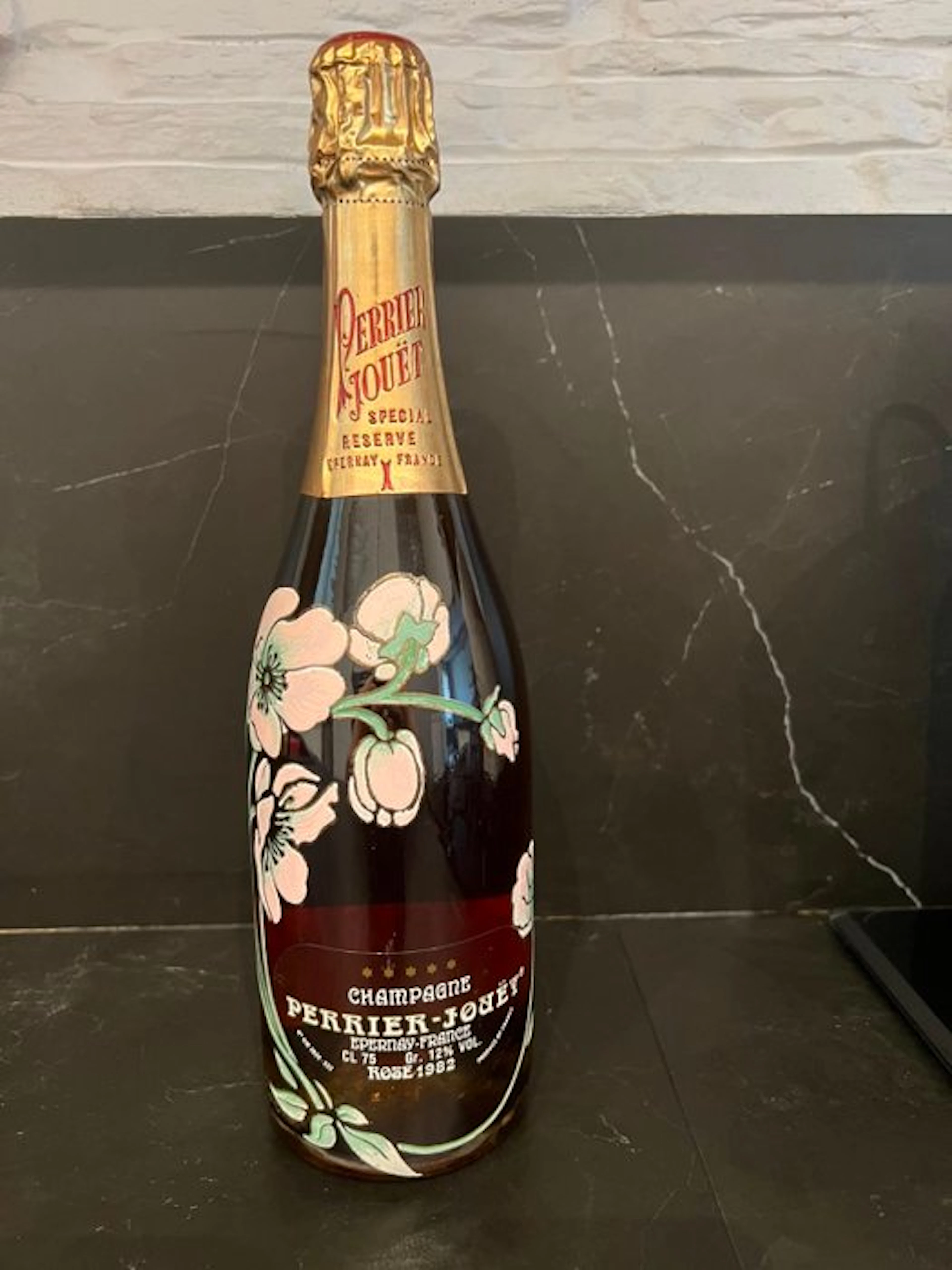 1982 Perrier-Jouët, Perrier Jouet - Épernay - 1 Bottle (0.75L)