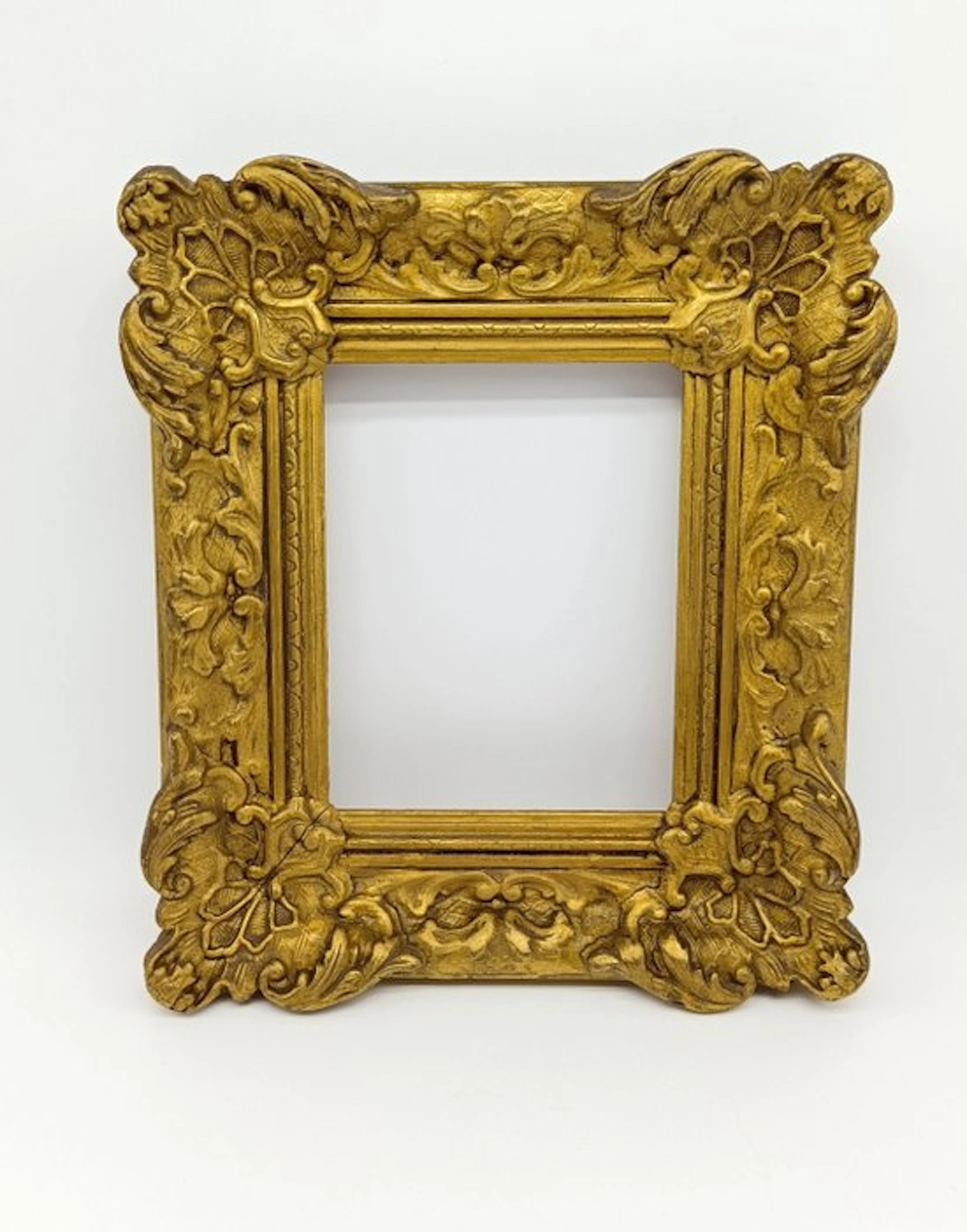 Frame - Gilt wood