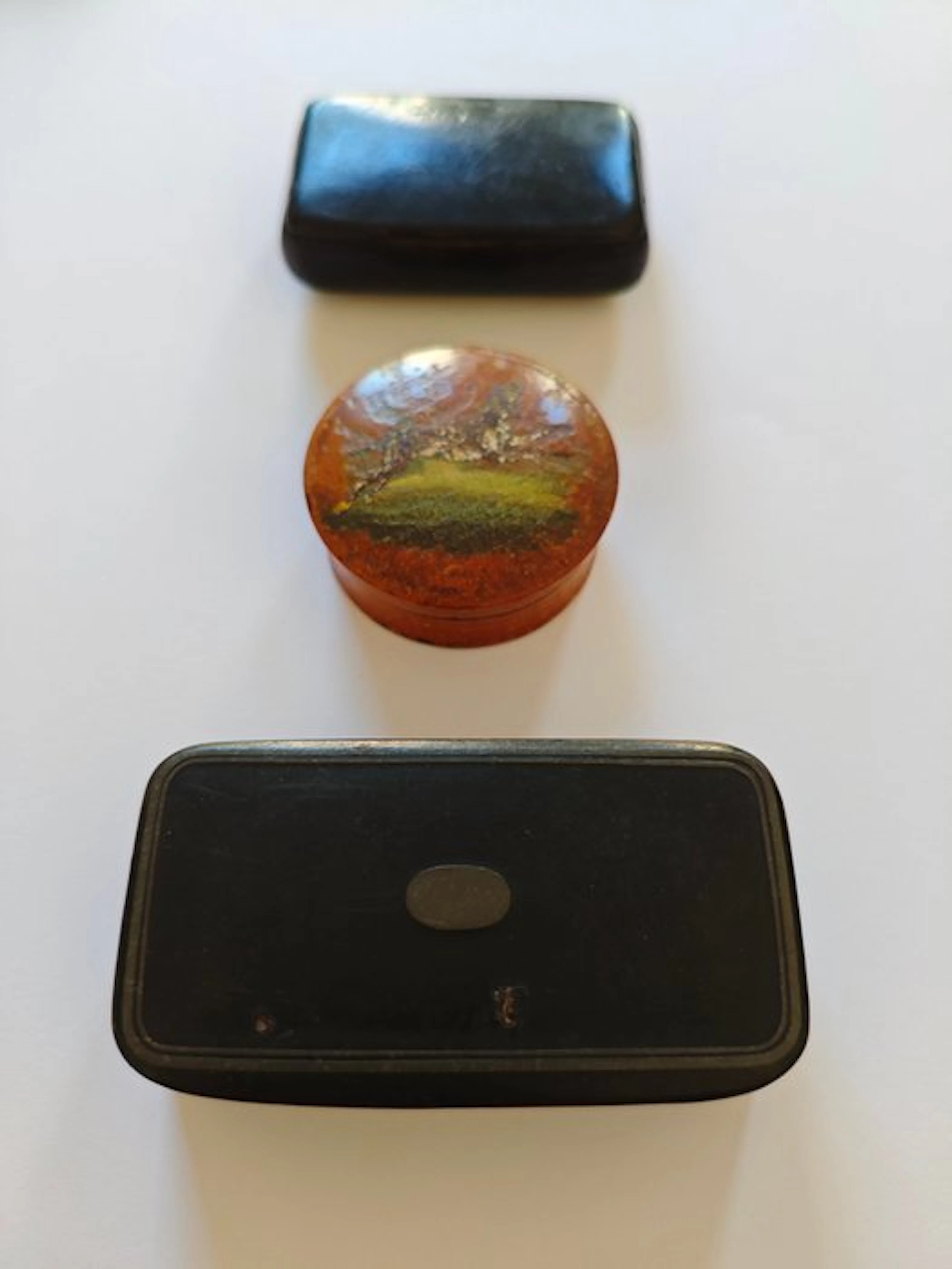 Pillbox (3) - Wood - (1800-1850) - NO RESERVE