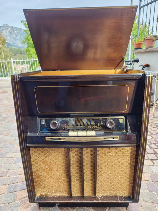 Grundig - Musikschrank 7061W Tube radio