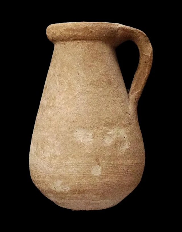 Phoenician Terracotta Punic jug - 1st millennium BCE.