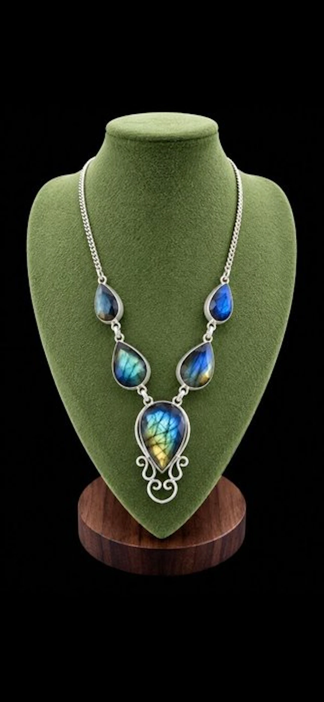 Very bright natural labradorite teardrop necklace - Necklace - Necklace