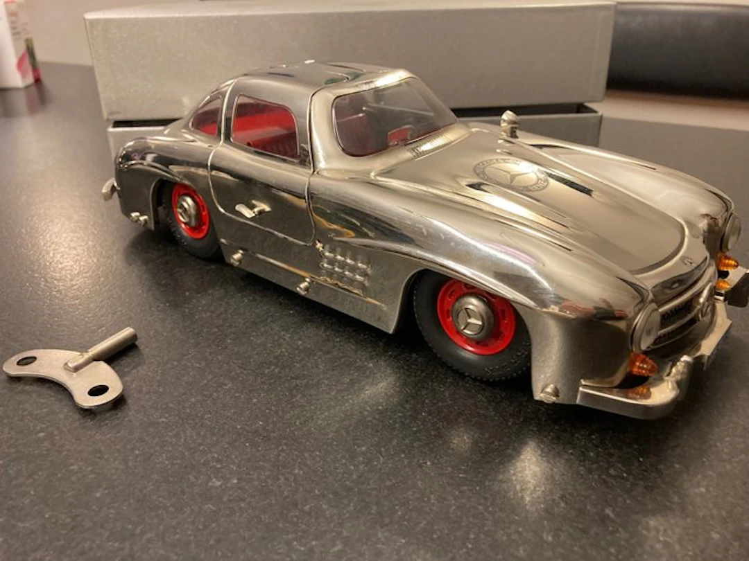 Märklin 1:18 - Model car - Mercedes-Benz 300 SL (Gullwing)