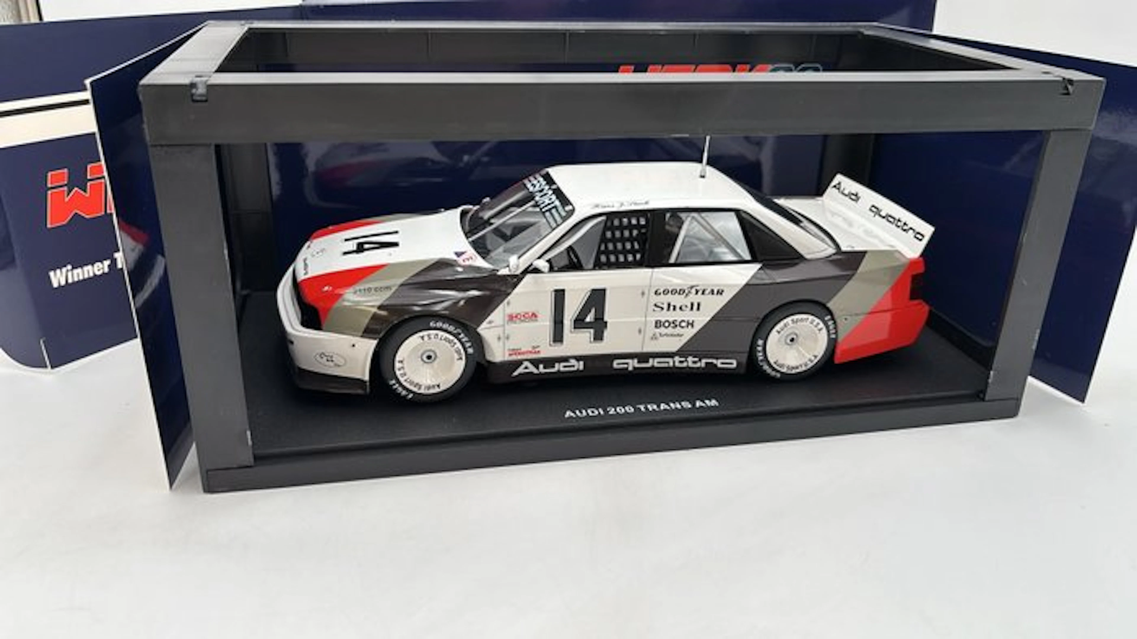Werk83 1:18 - Model car - Audi 200 n.14 Trans AM - (cod.L23)