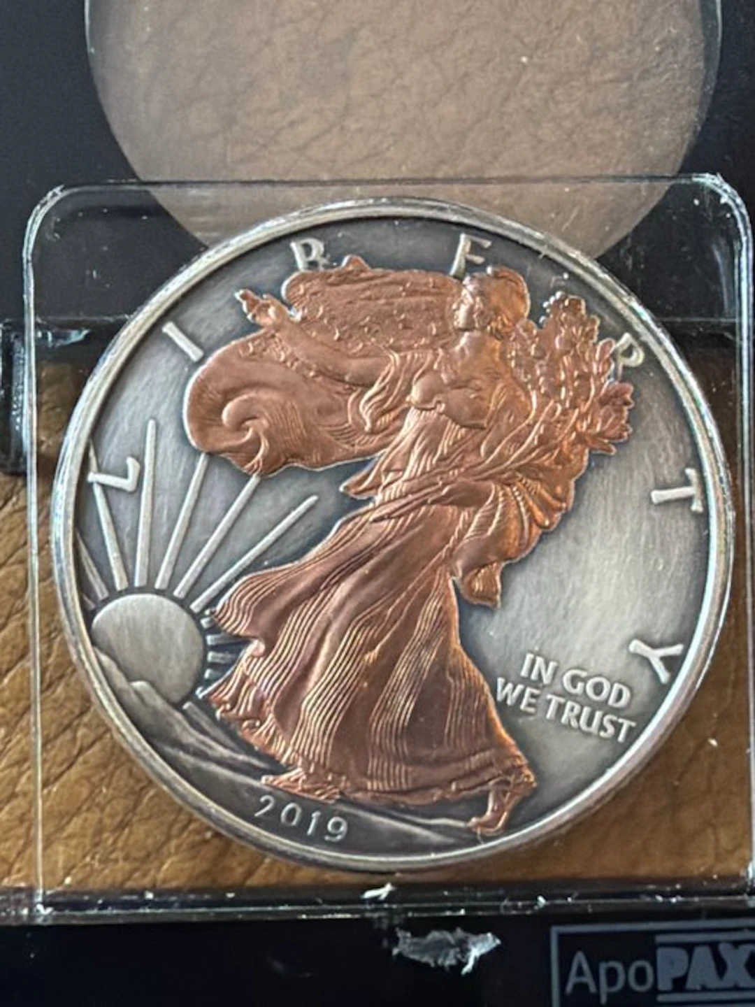 United States. 1 Dollar 2019 Liberty Antique Finish Colorized 1 Oz (.999)