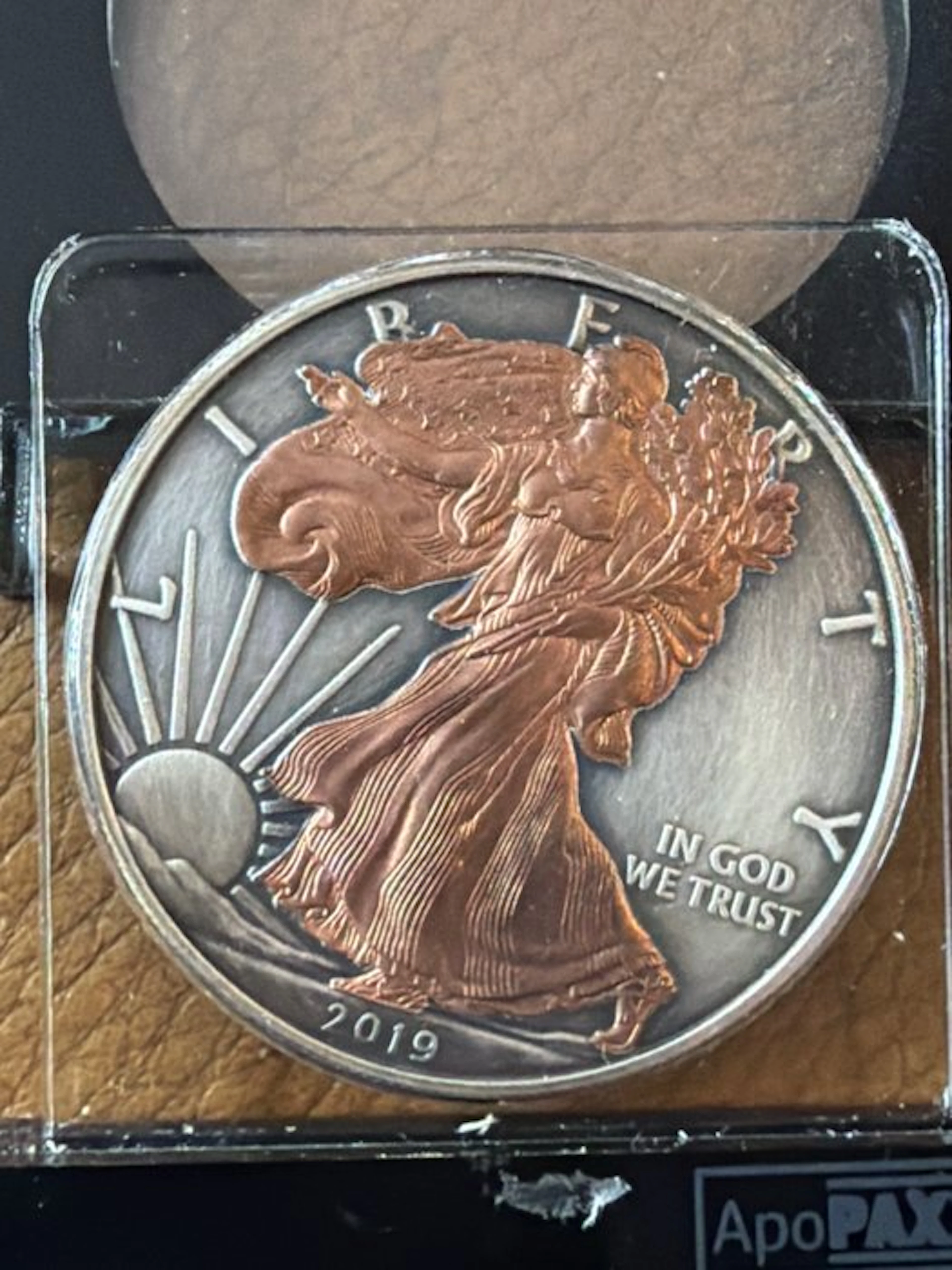 United States. 1 Dollar 2019 Liberty Antique Finish Colorized 1 Oz (.999)
