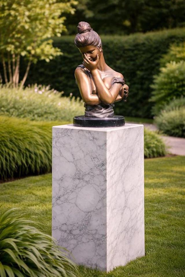 Sculpture, Groot bronzen beeld zeer vakkundig gemaakt - 64.5 cm - bronze marble