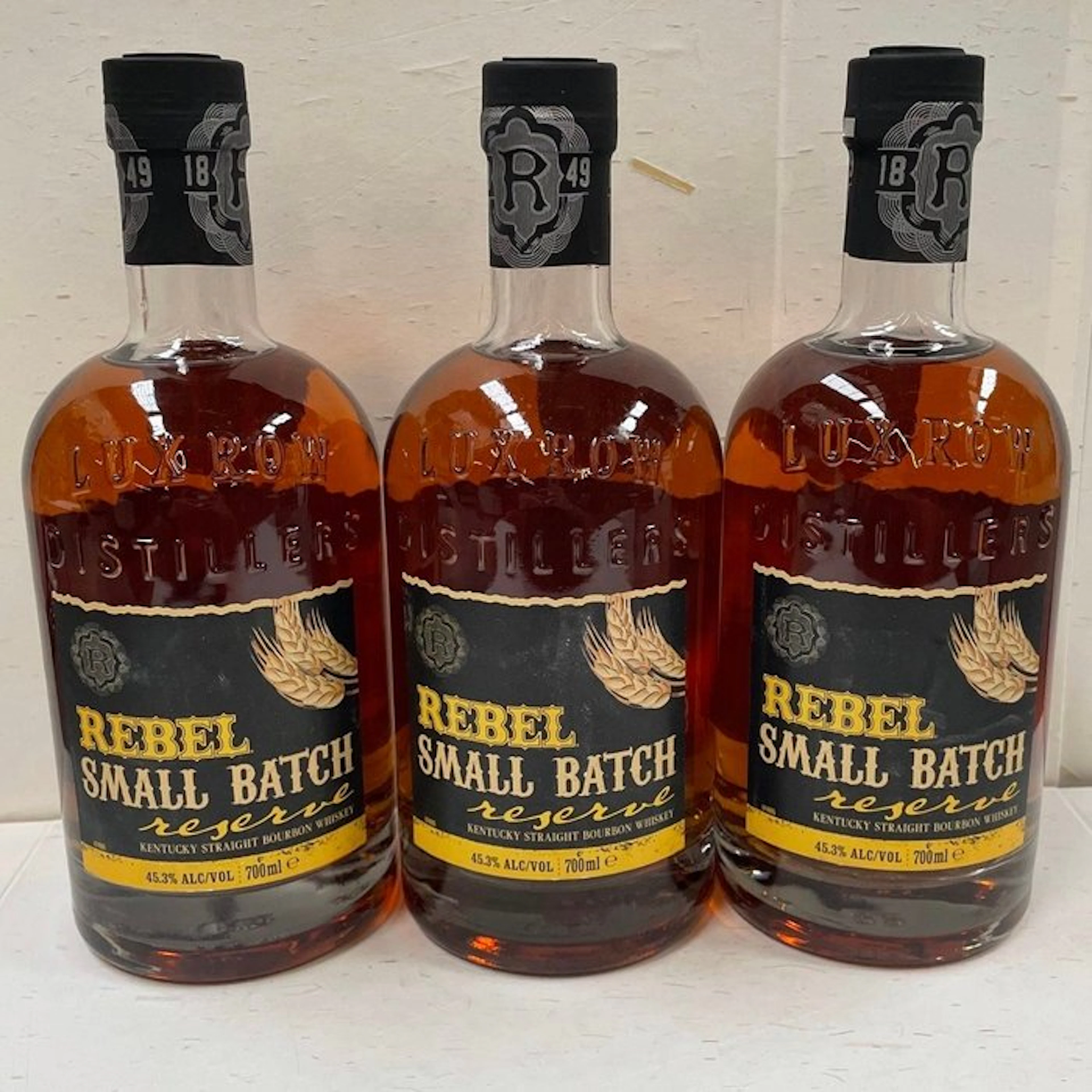 Rebel - Small Batch Reserve - Kentucky Straight Bourbon - 700ml - 3 bottles