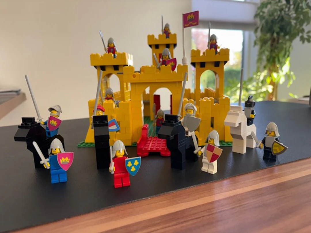 LEGO Set - 375 - Castle - Yellow Castle 375