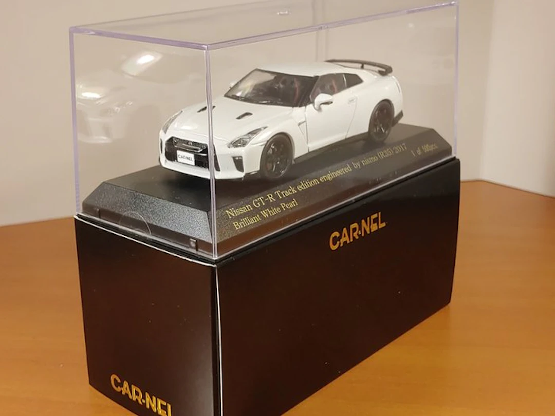 CAR-NEL 1:43 - Model sports car - Nissan GT-R Track...
