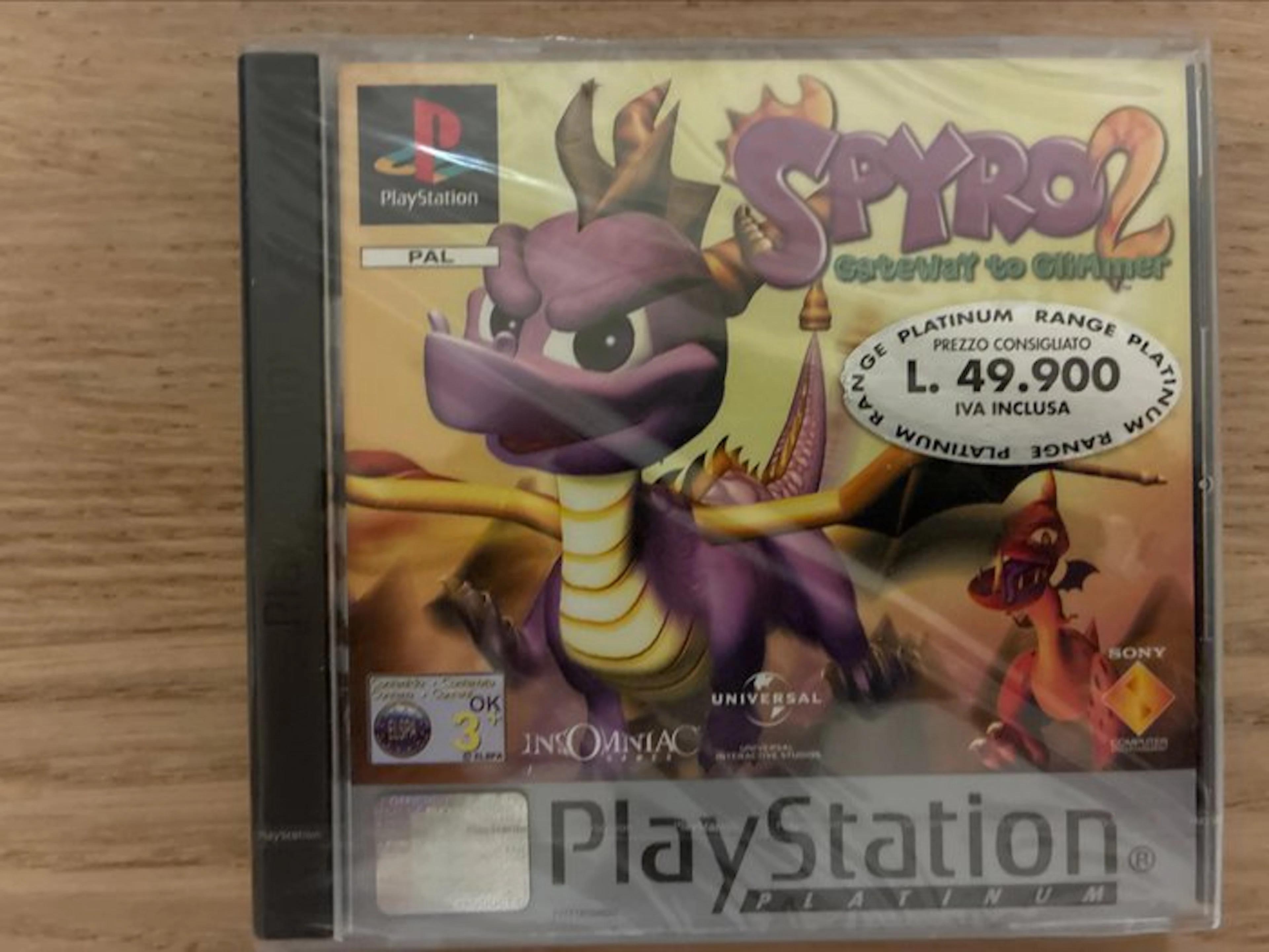 Sony - Playstation 1 (PS1) - Spyro 2: Gateway to Glimmer...